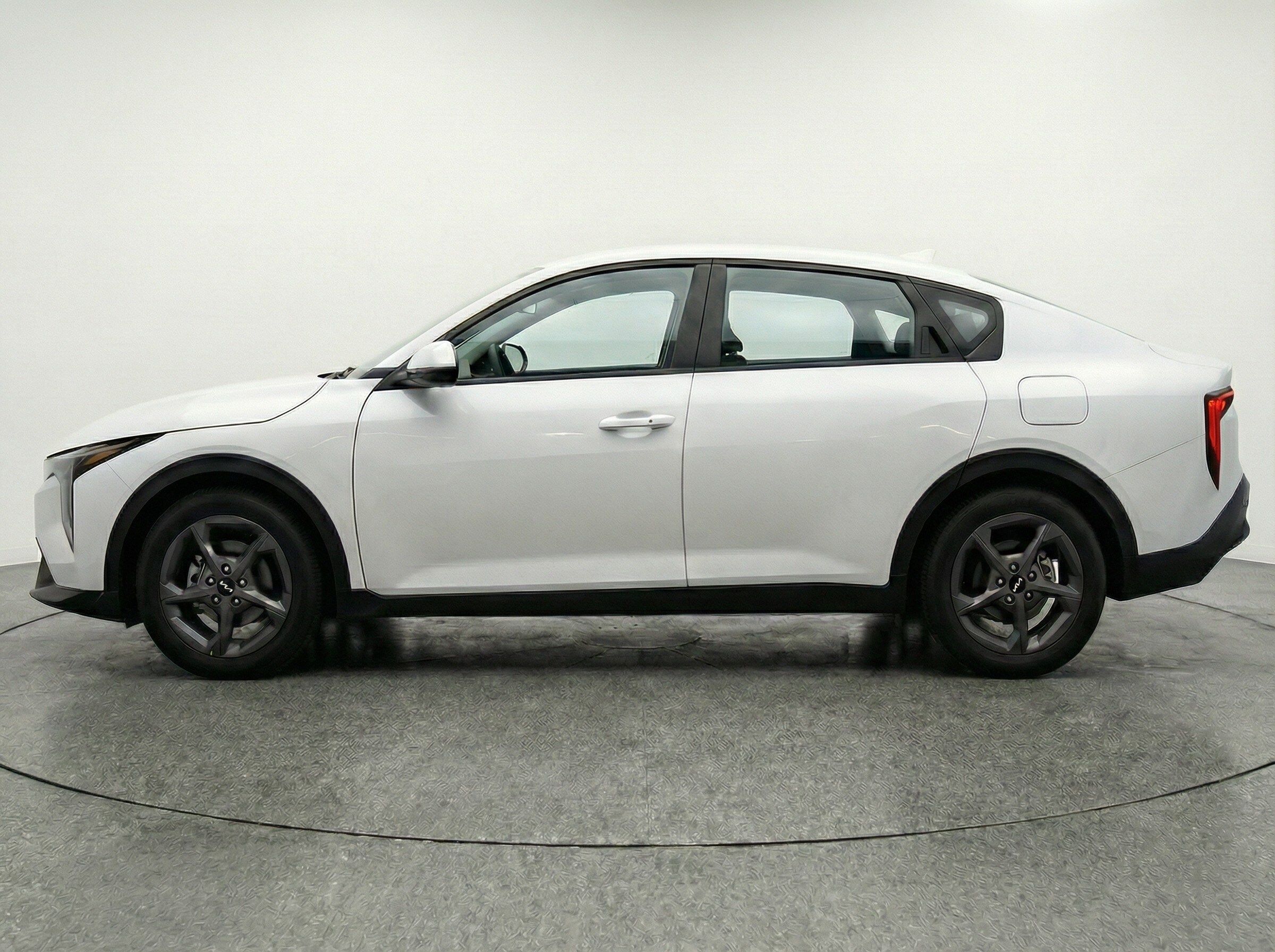 Thumbnail: 2025 Kia K4 - 4