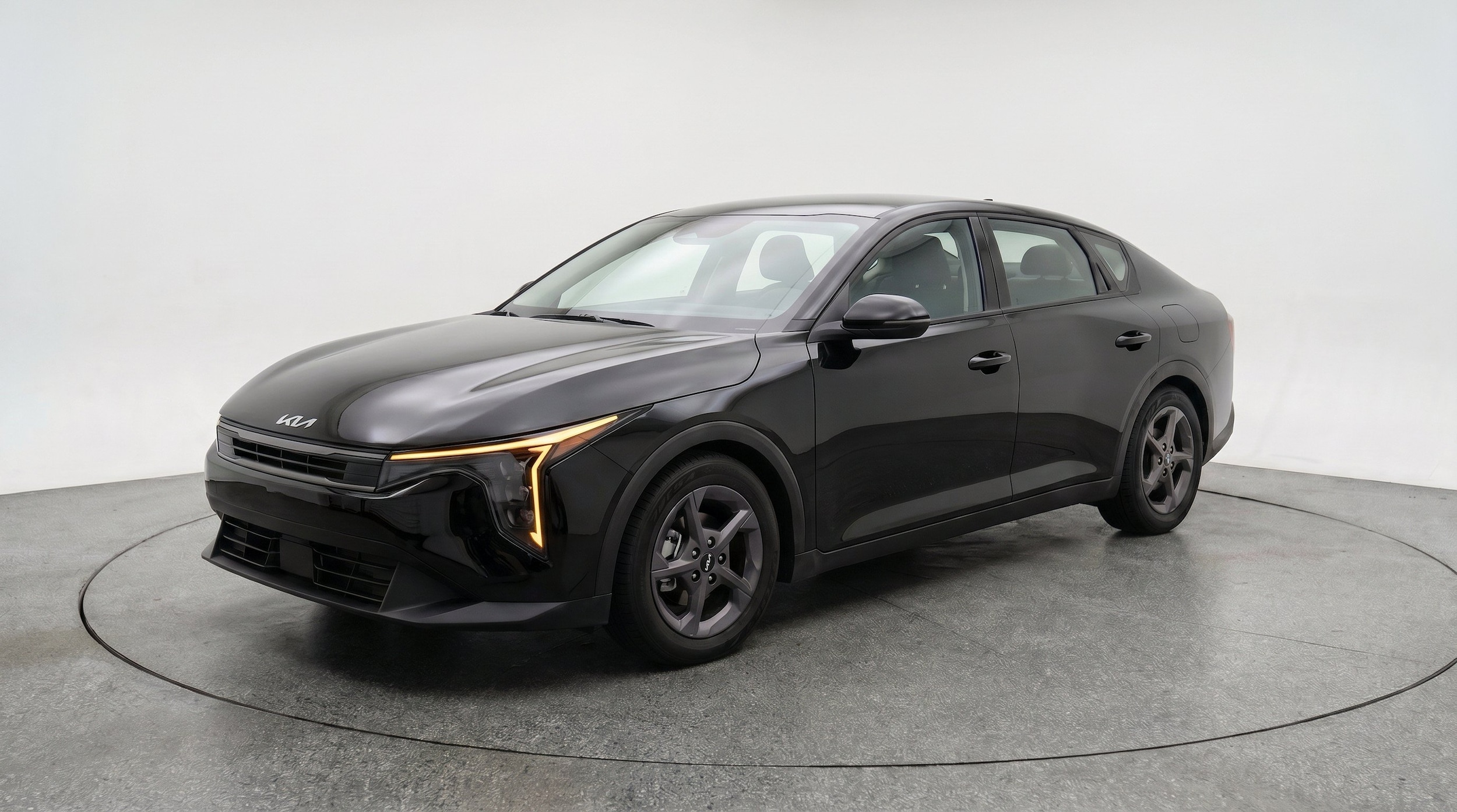 Thumbnail: 2025 Kia K4 - 3