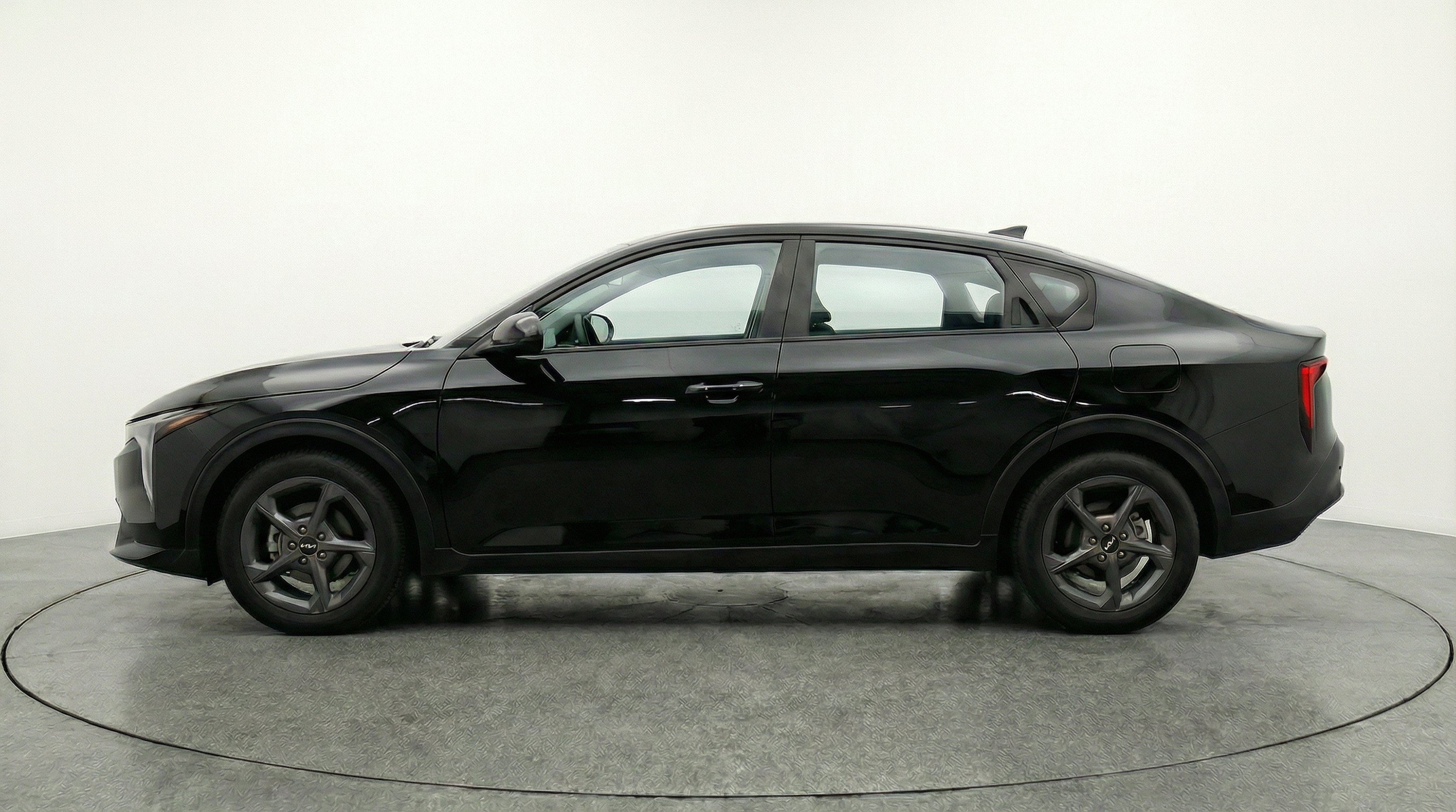 Thumbnail: 2025 Kia K4 - 5