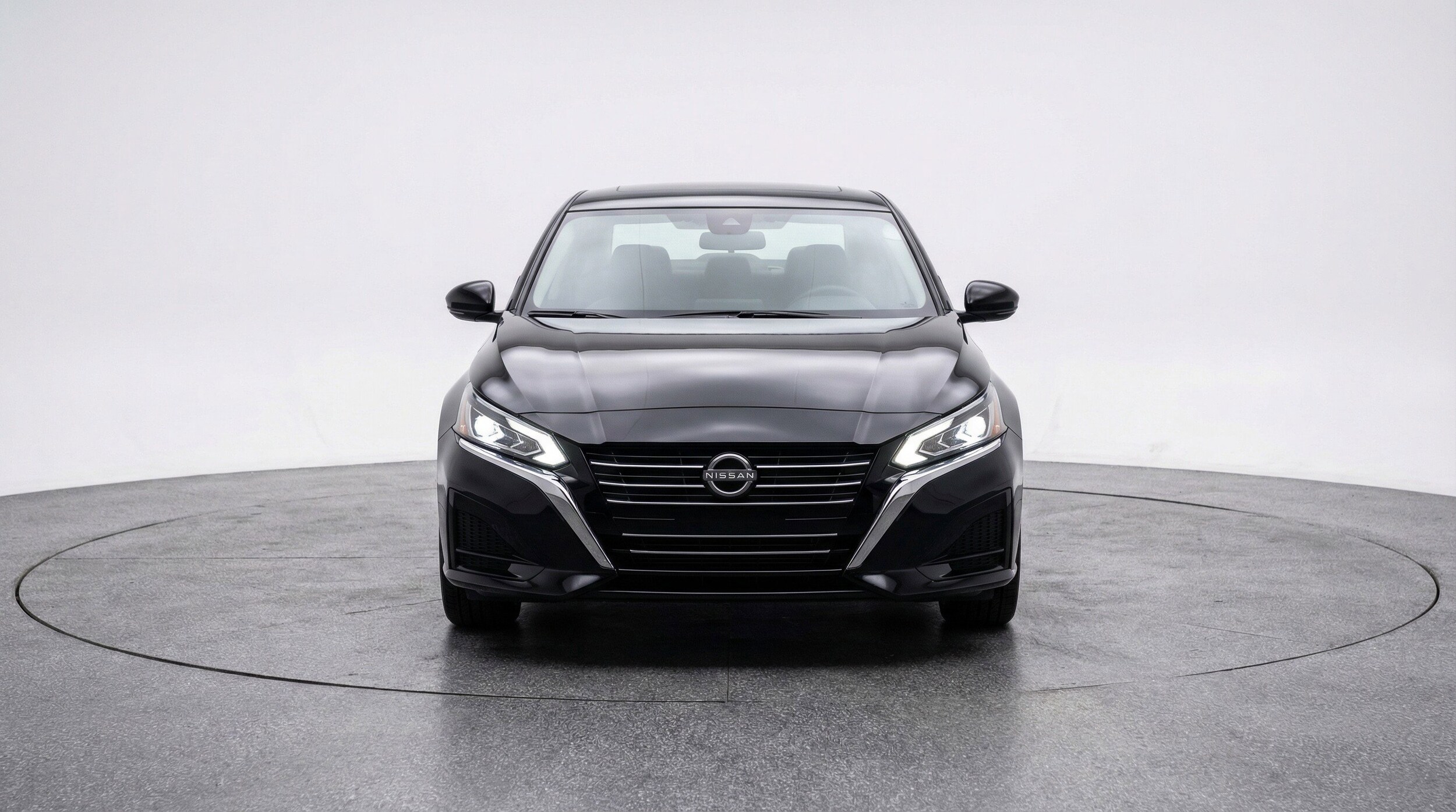 Thumbnail: 2025 Nissan Altima - 2