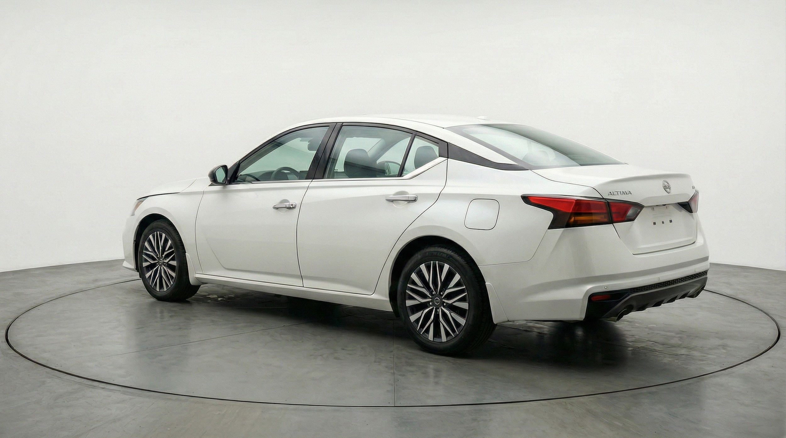Thumbnail: 2025 Nissan Altima - 6