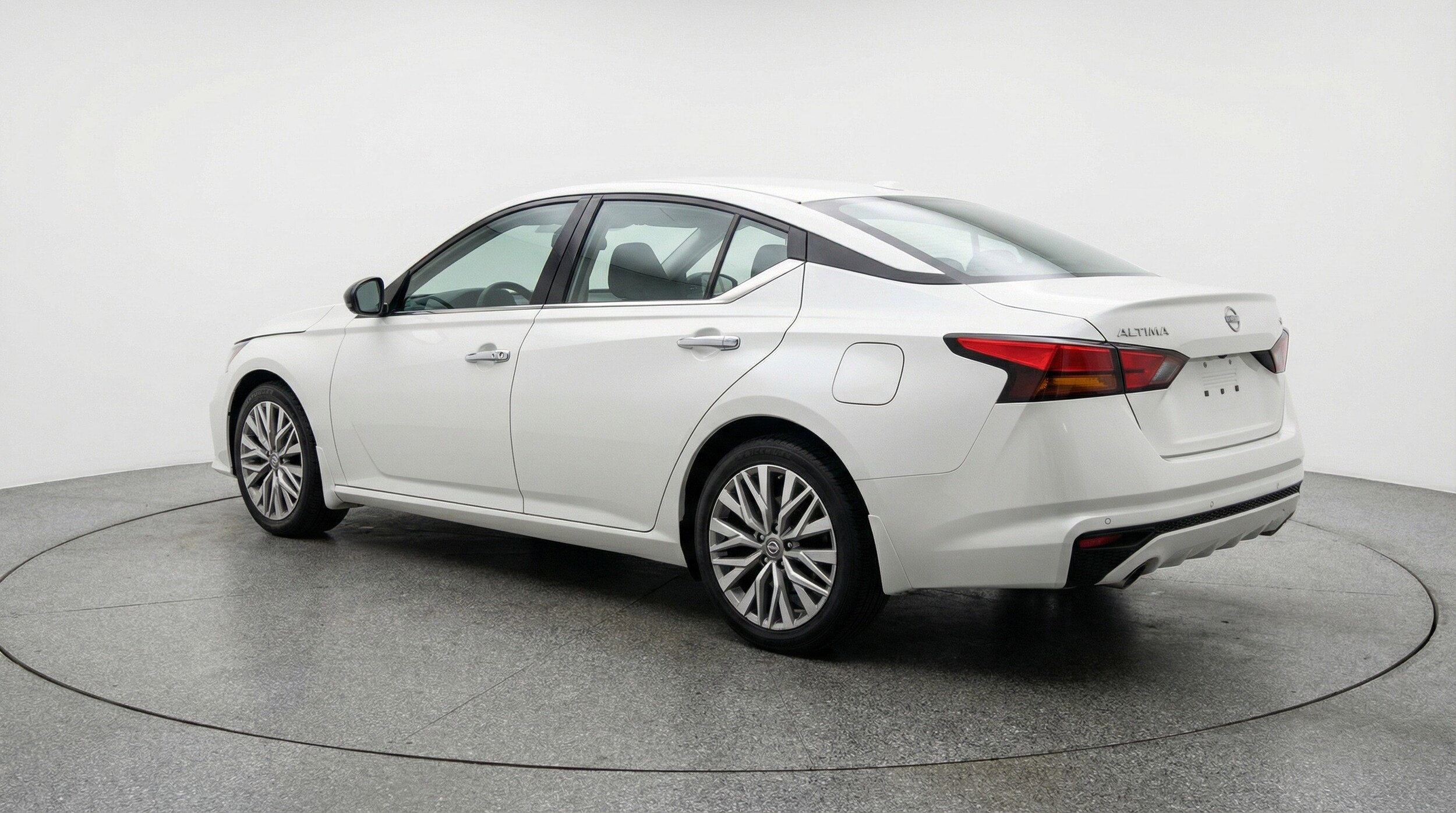 Thumbnail: 2025 Nissan Altima - 6