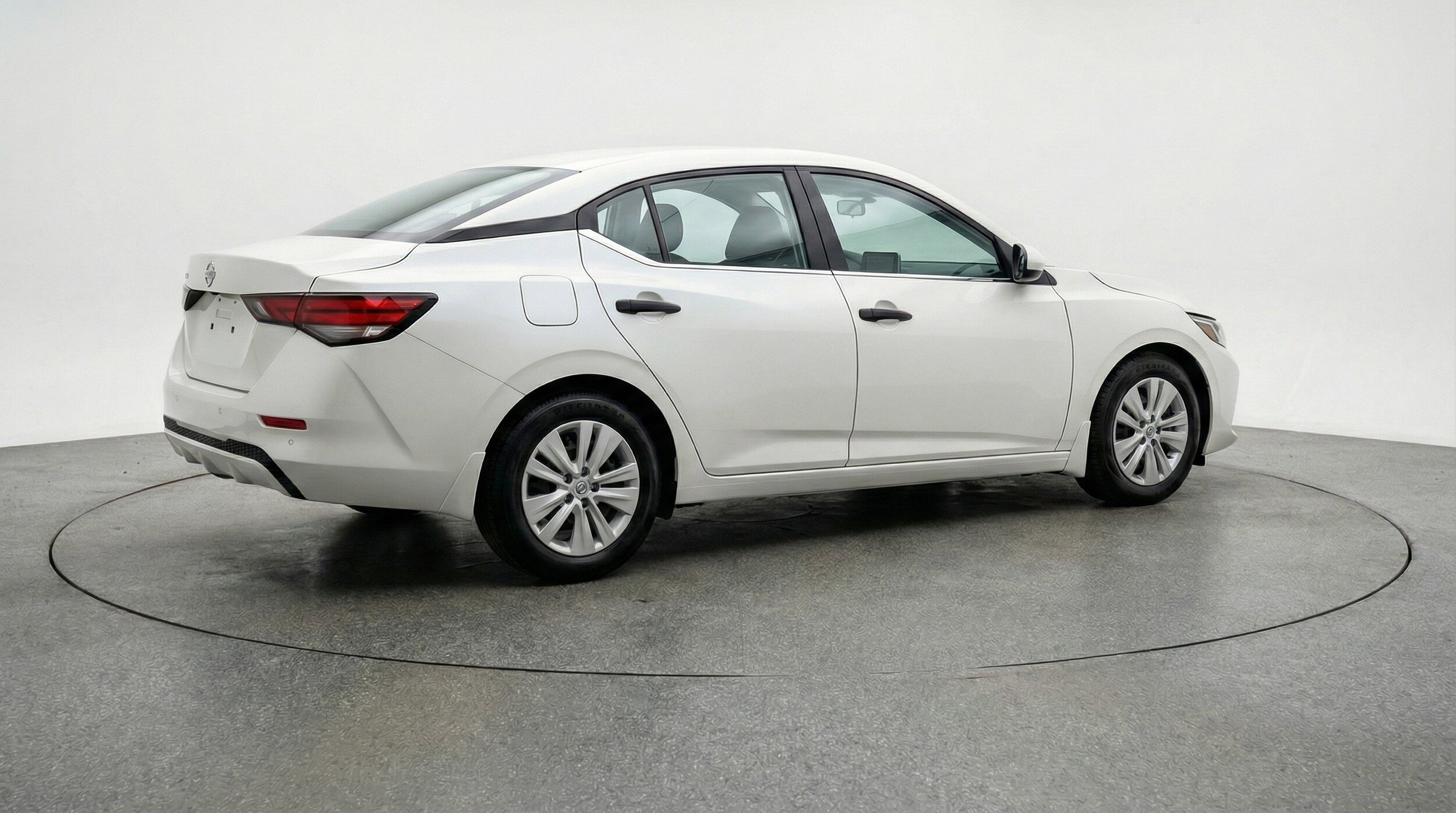 Thumbnail: 2025 Nissan Sentra - 9