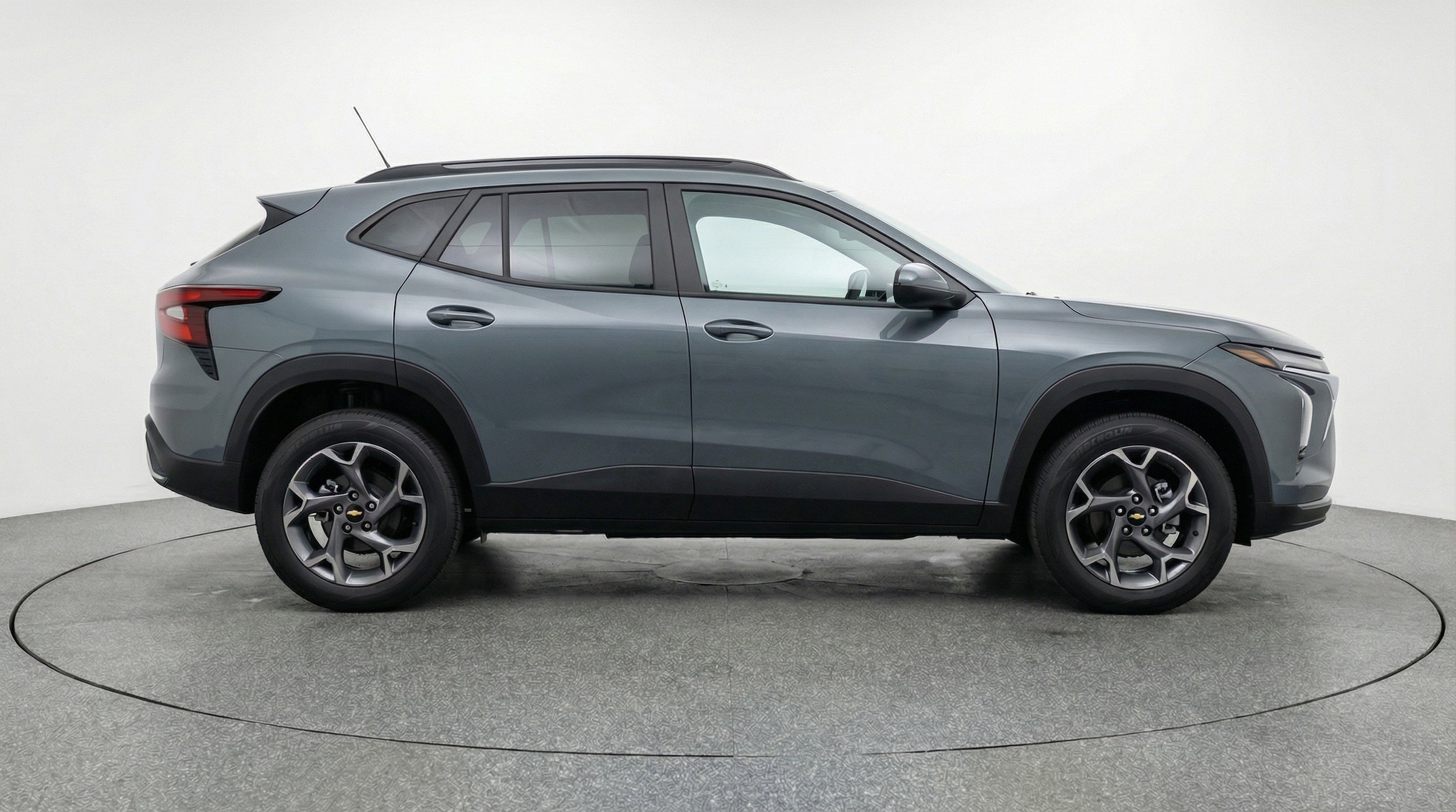 Thumbnail: 2025 Chevrolet Trax - 11