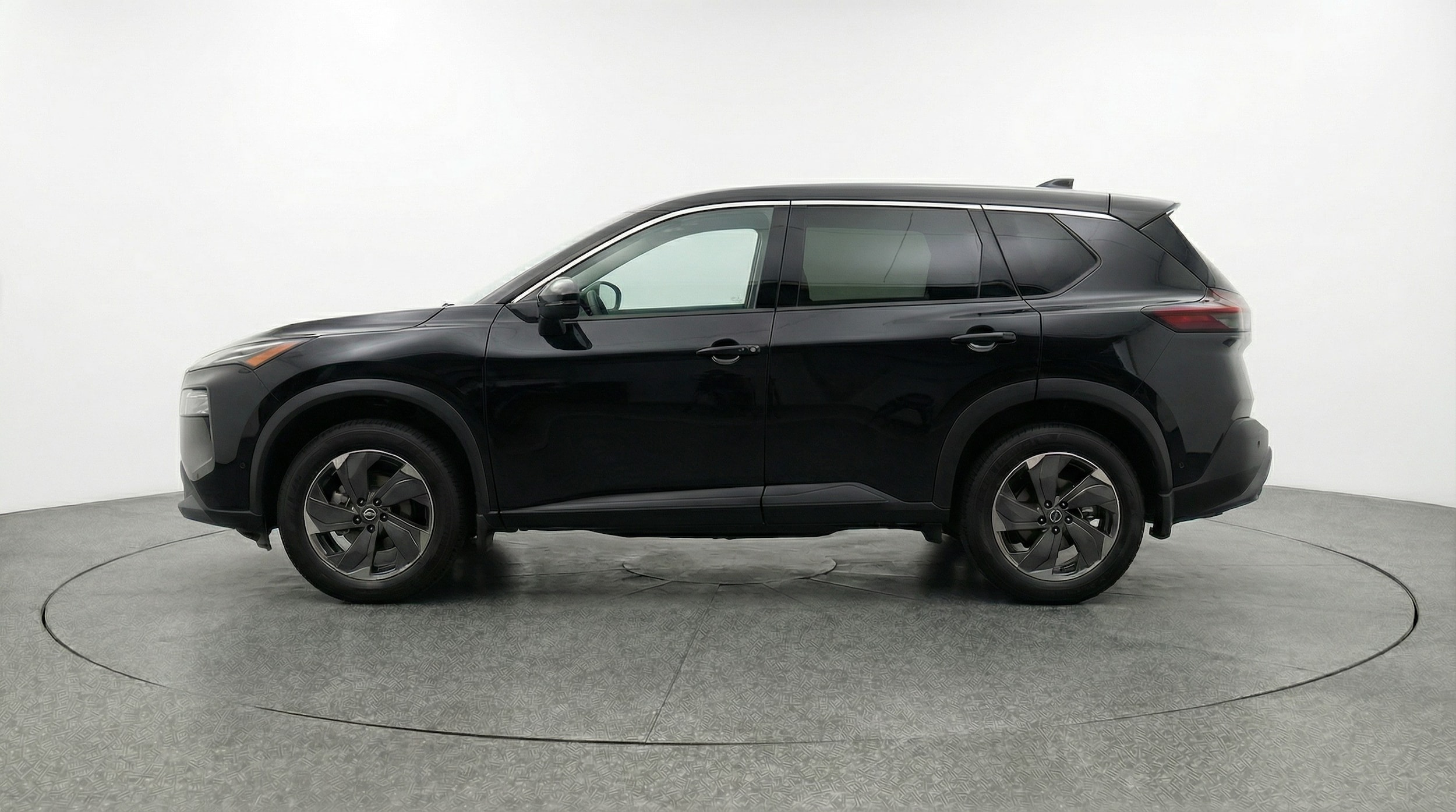 Thumbnail: 2025 Nissan Rogue - 4