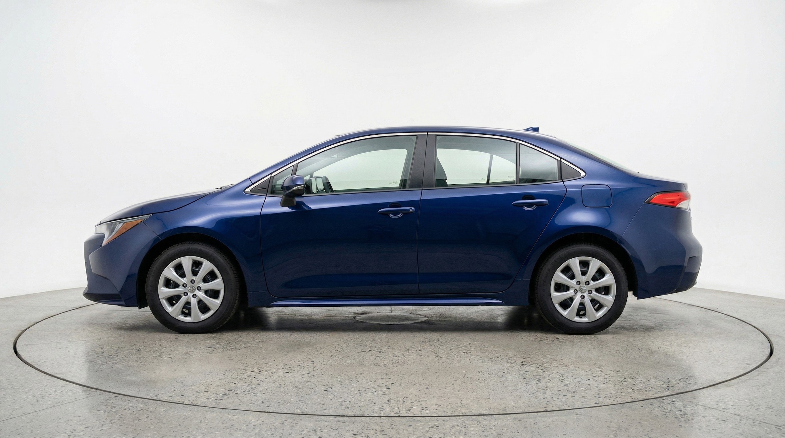 Thumbnail: 2025 Toyota Corolla - 5