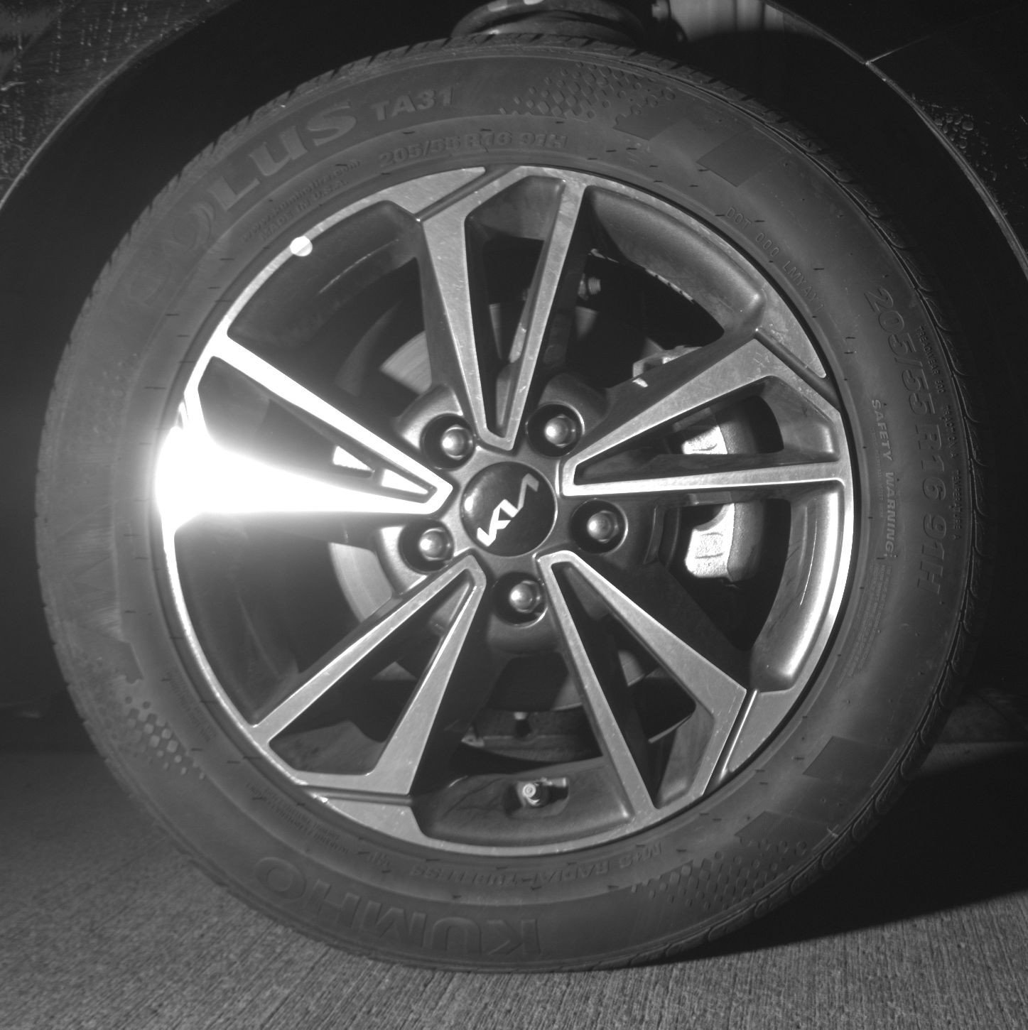 Thumbnail: 2024 Kia Forte - 18