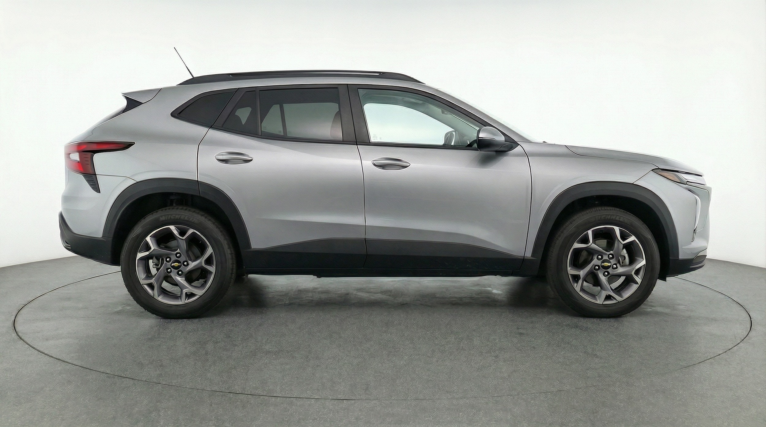 Thumbnail: 2025 Chevrolet Trax - 8