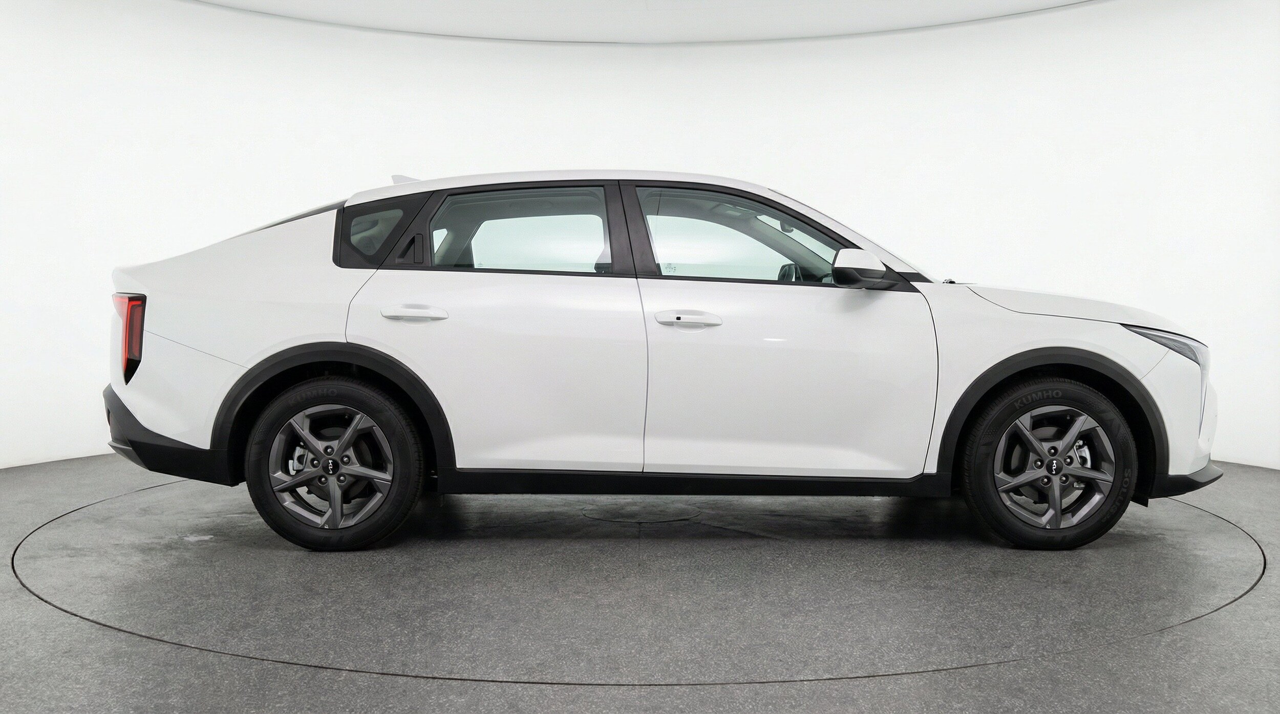 Thumbnail: 2025 Kia K4 - 10