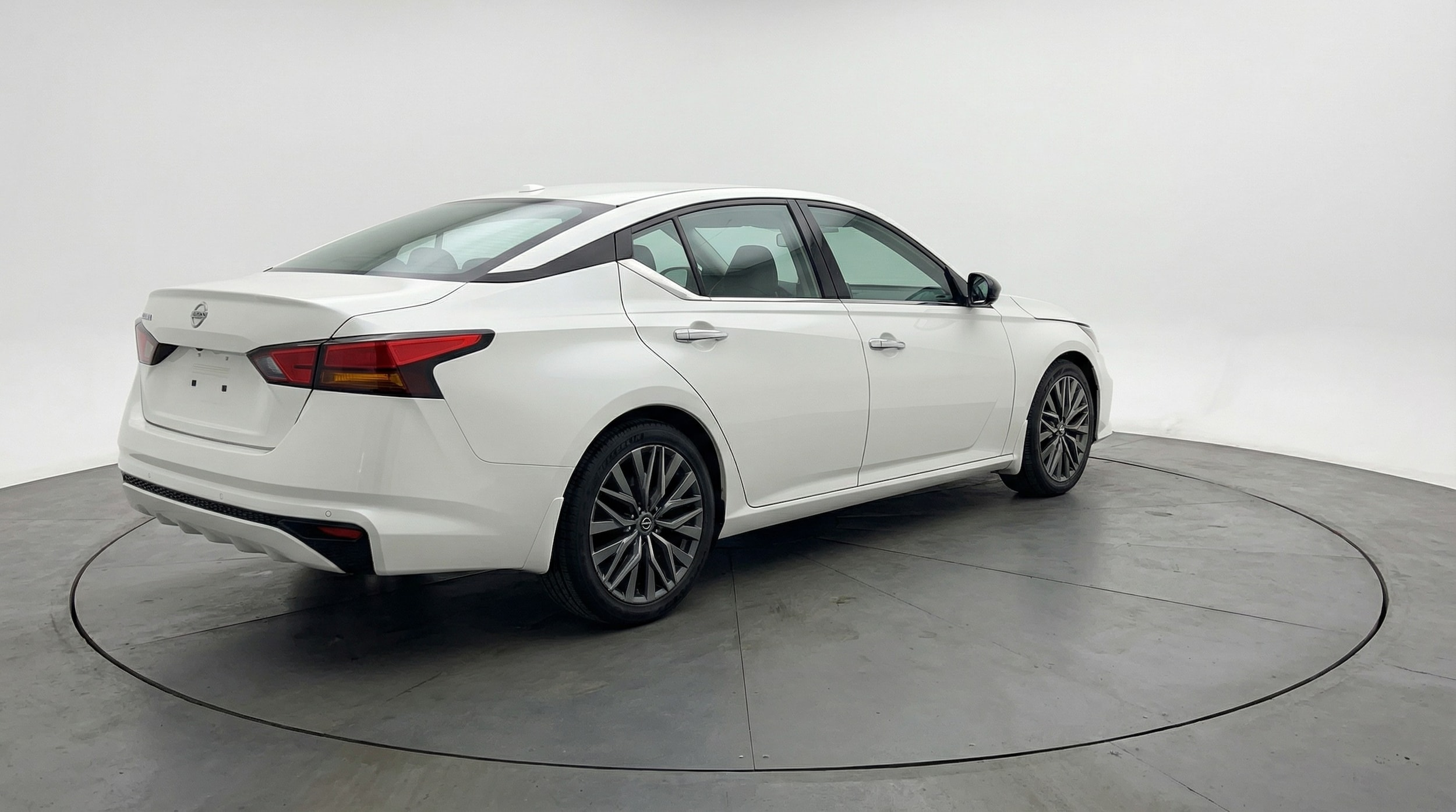 Thumbnail: 2025 Nissan Altima - 7