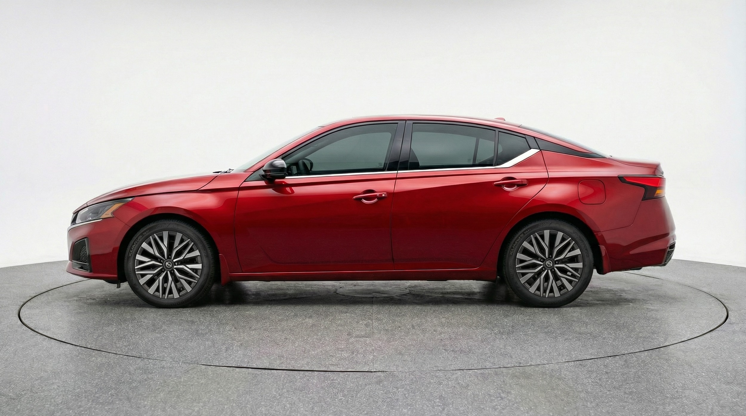 Thumbnail: 2025 Nissan Altima - 4