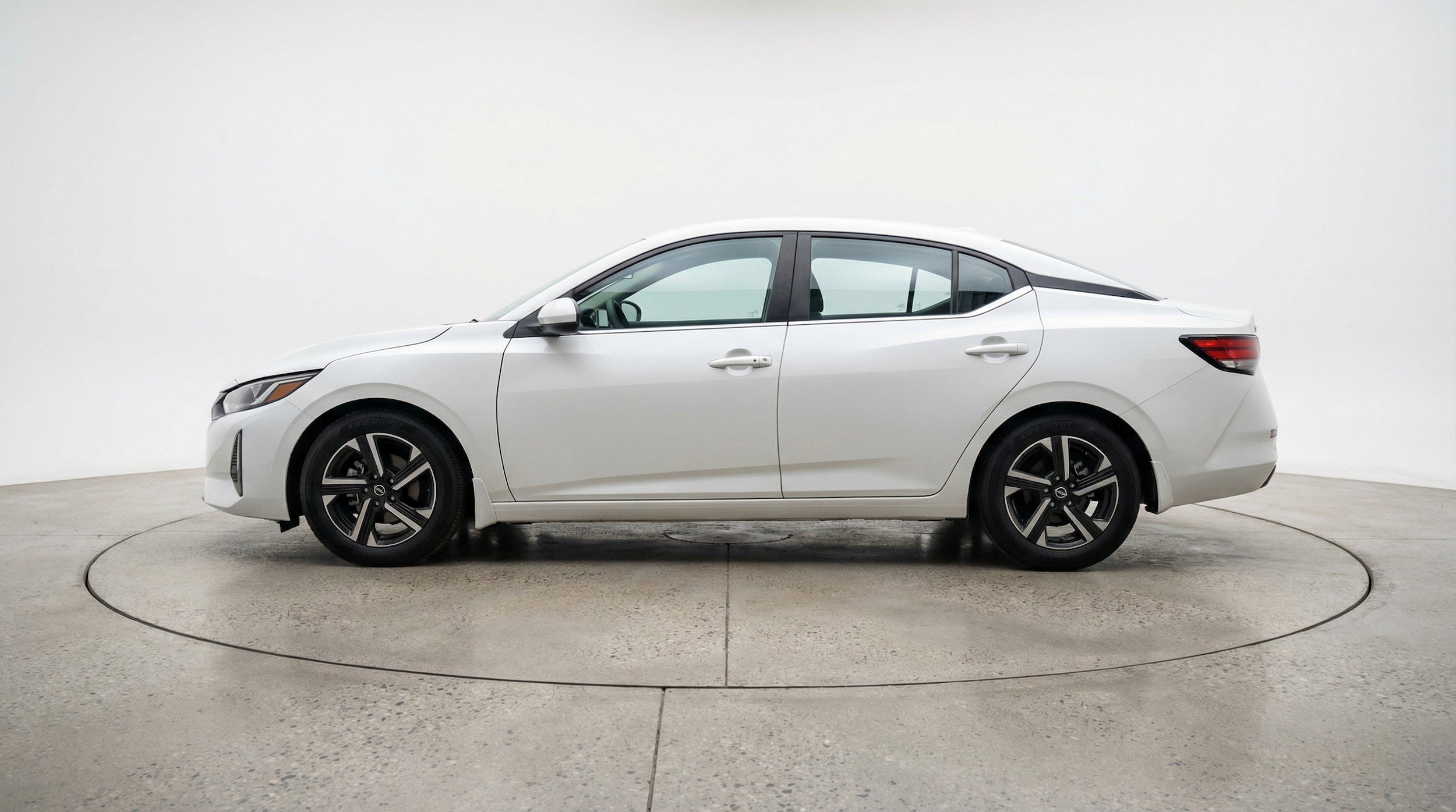 Thumbnail: 2025 Nissan Sentra - 5