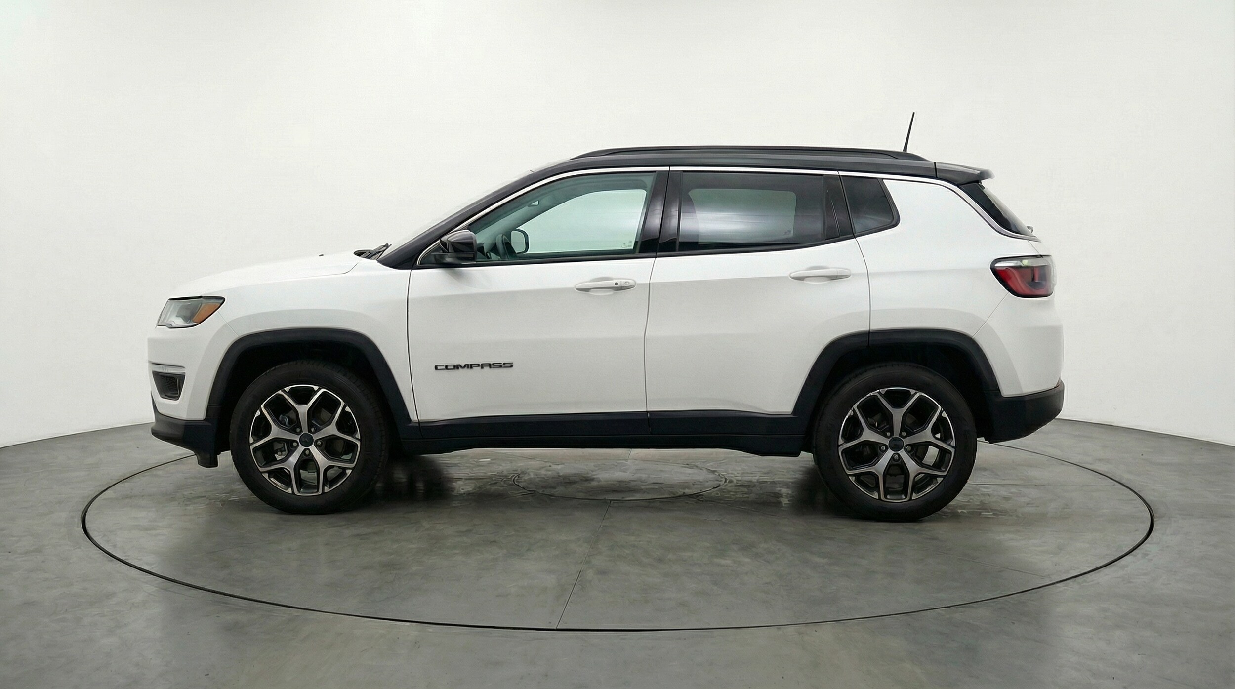 Thumbnail: 2025 Jeep Compass - 4