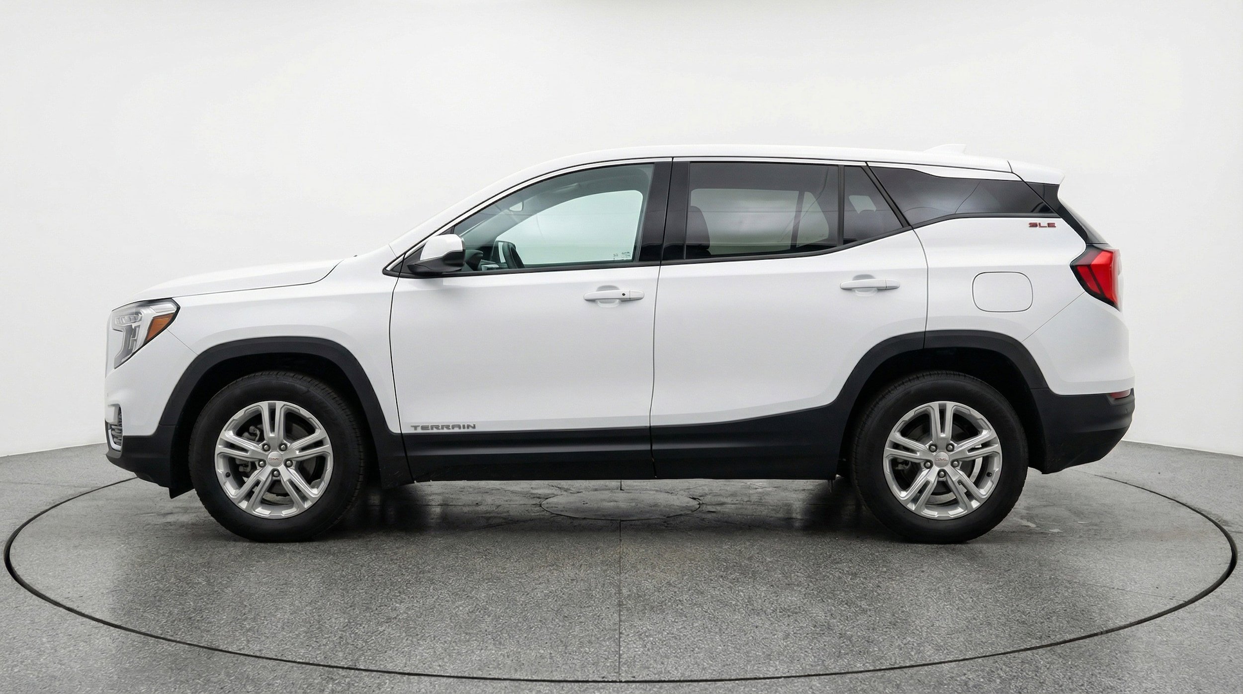 Thumbnail: 2024 GMC Terrain - 4