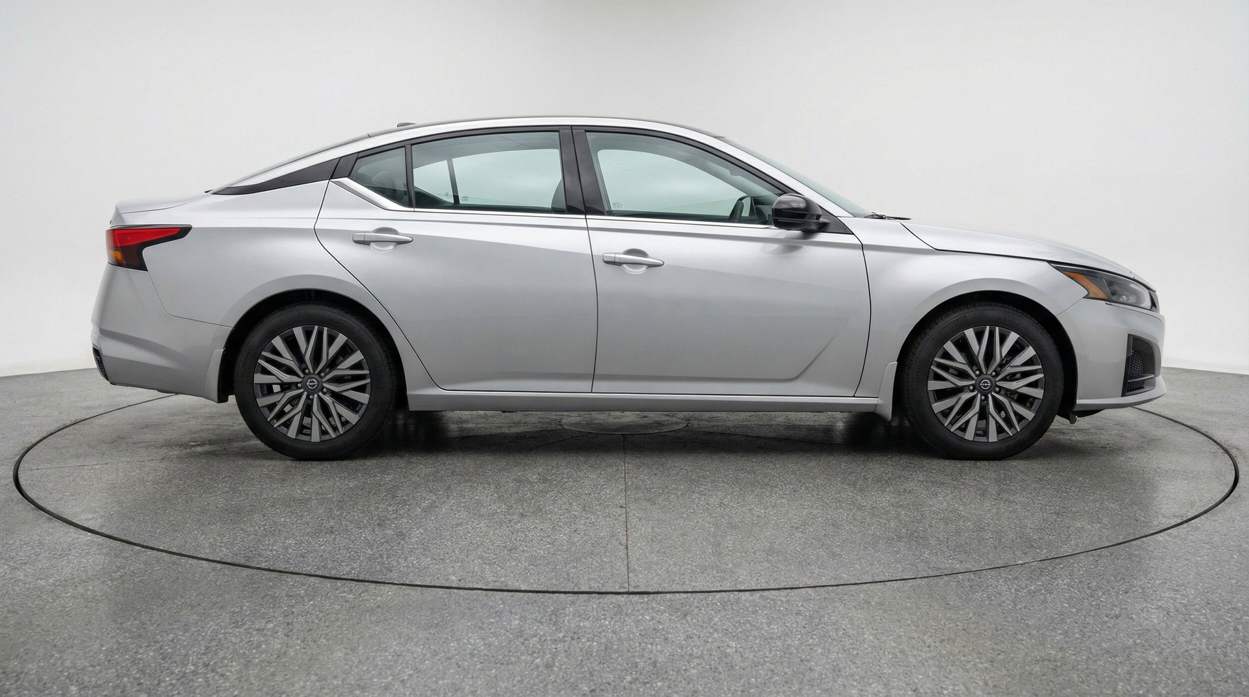 Thumbnail: 2025 Nissan Altima - 11