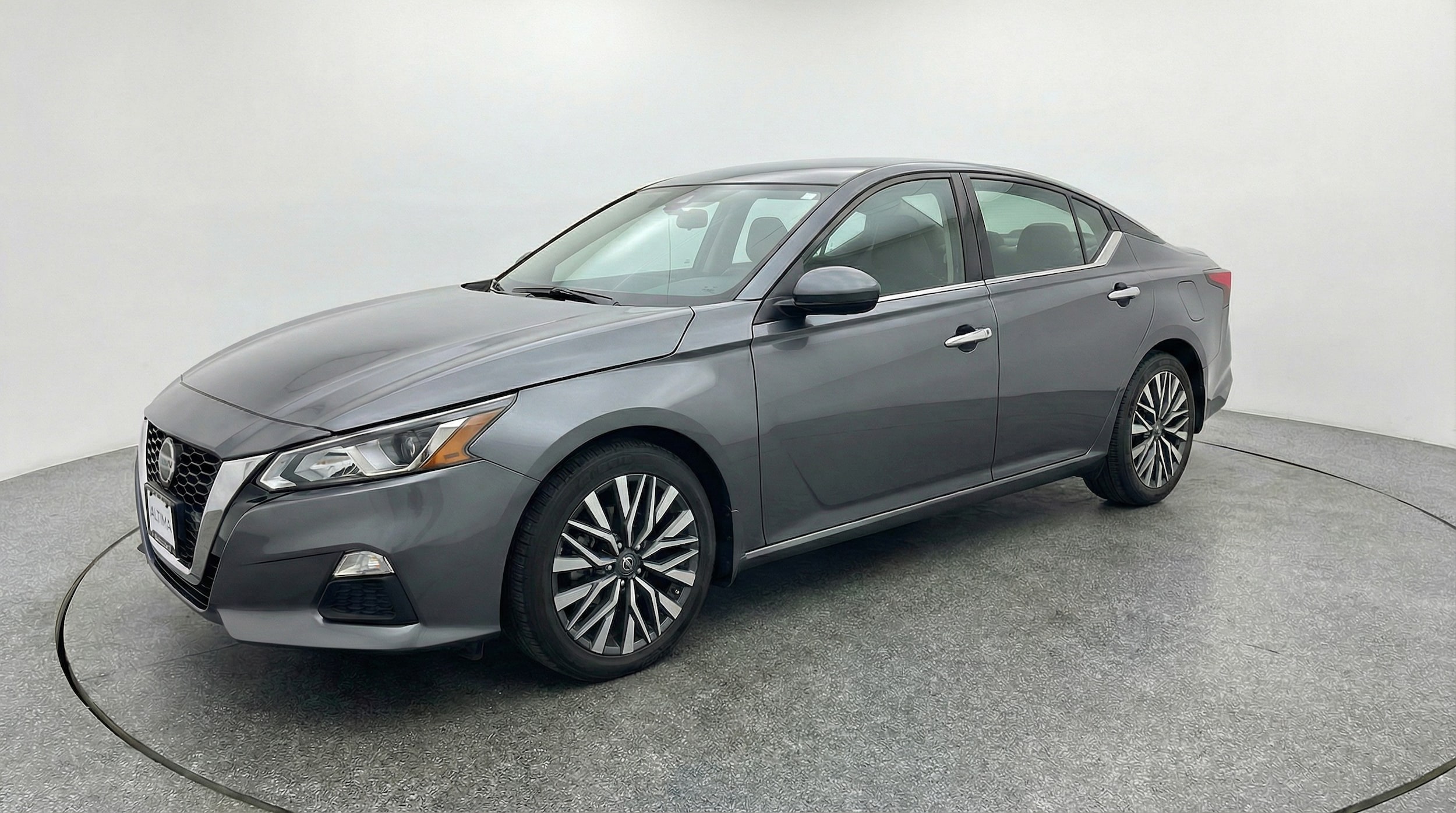 Thumbnail: 2025 Nissan Altima - 3