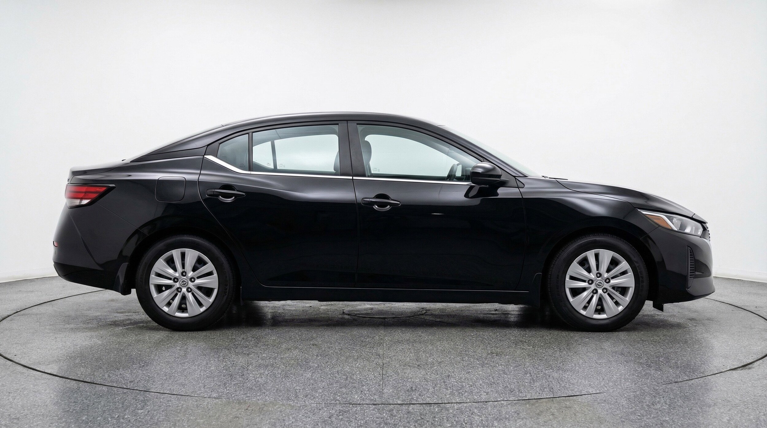 Thumbnail: 2025 Nissan Sentra - 11