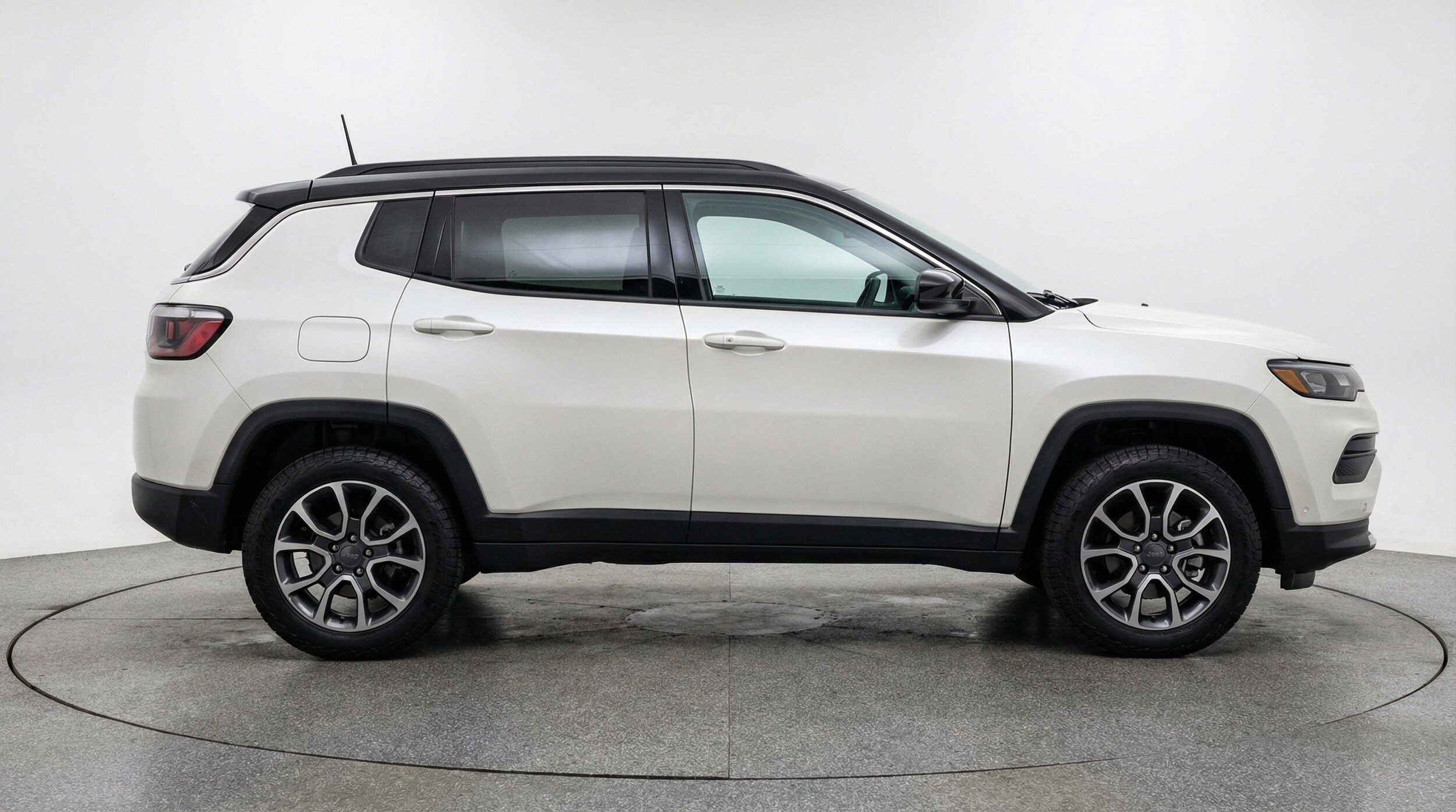 Thumbnail: 2025 Jeep Compass - 11