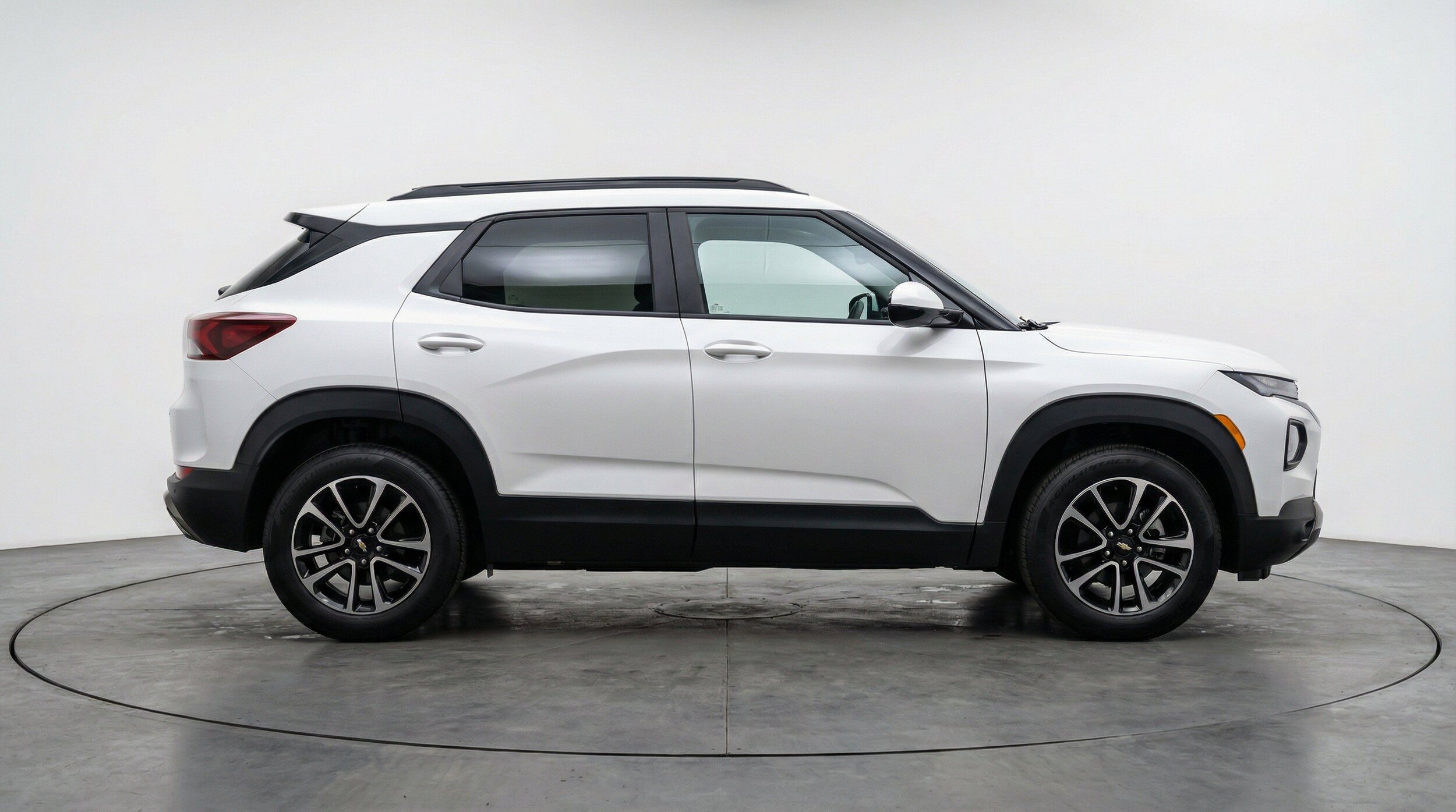 Thumbnail: 2025 Chevrolet TrailBlazer - 11