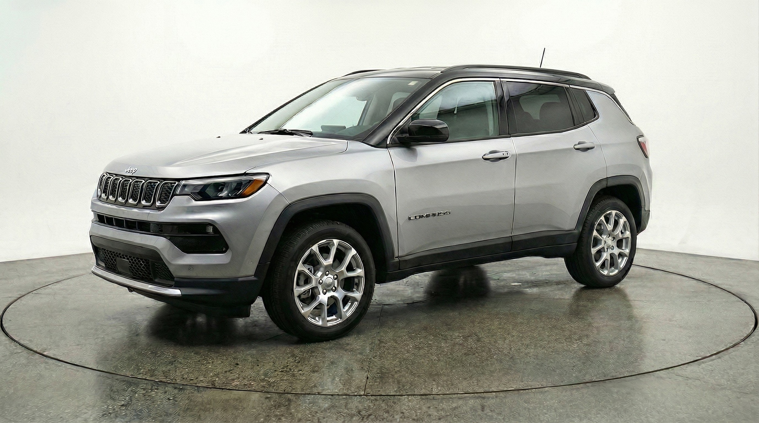 Thumbnail: 2025 Jeep Compass - 3