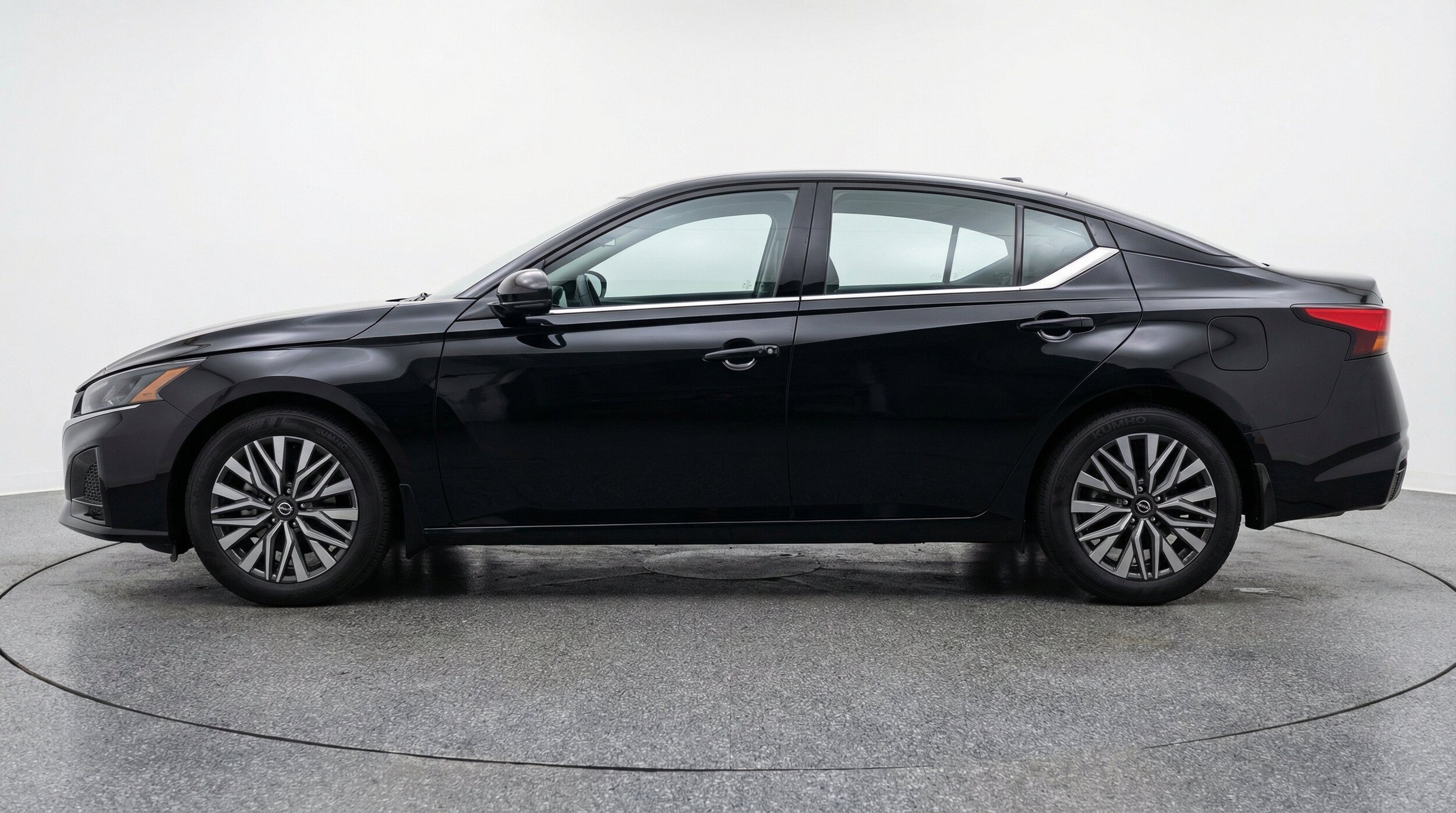 Thumbnail: 2026 Nissan Altima - 5