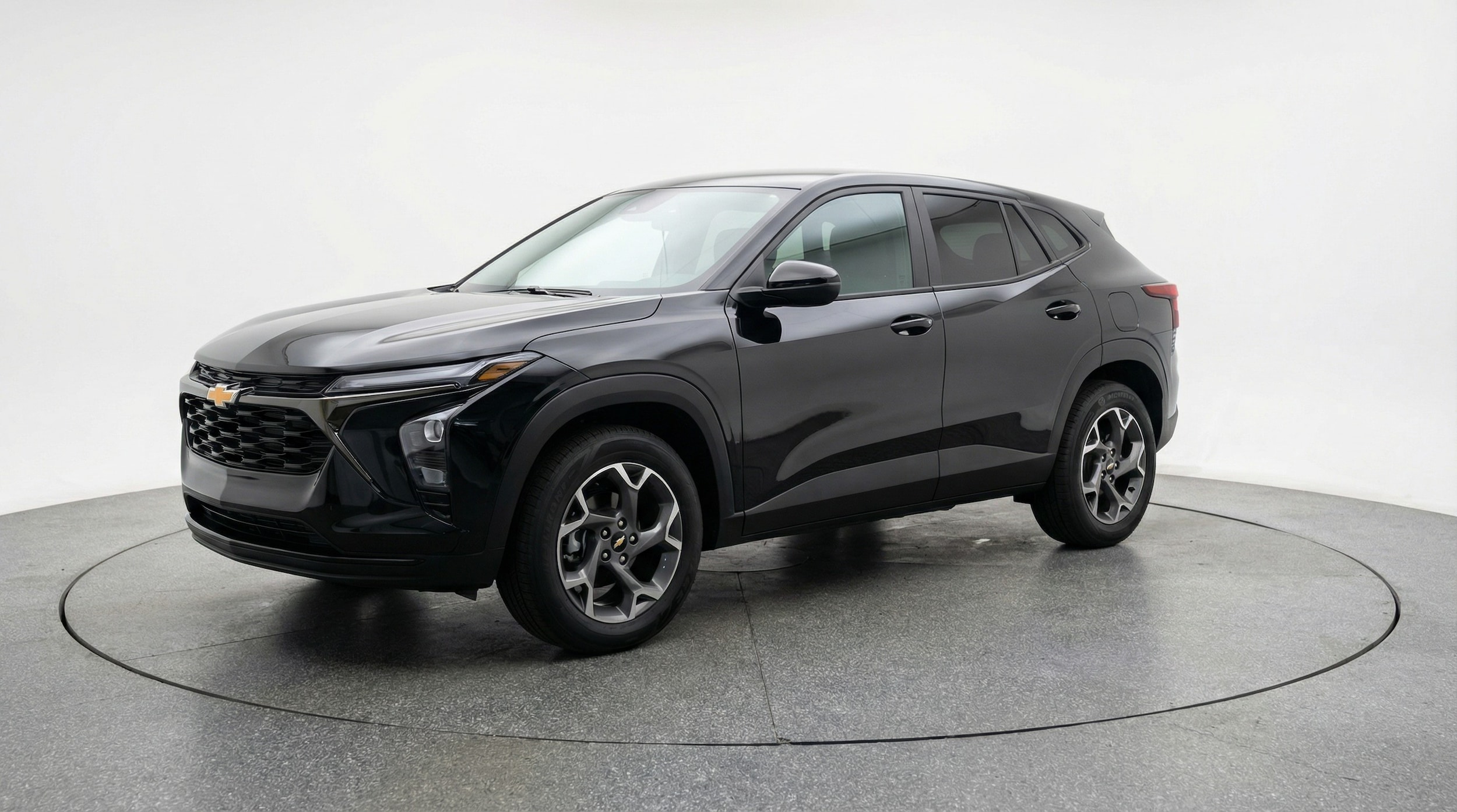 Thumbnail: 2025 Chevrolet Trax - 3