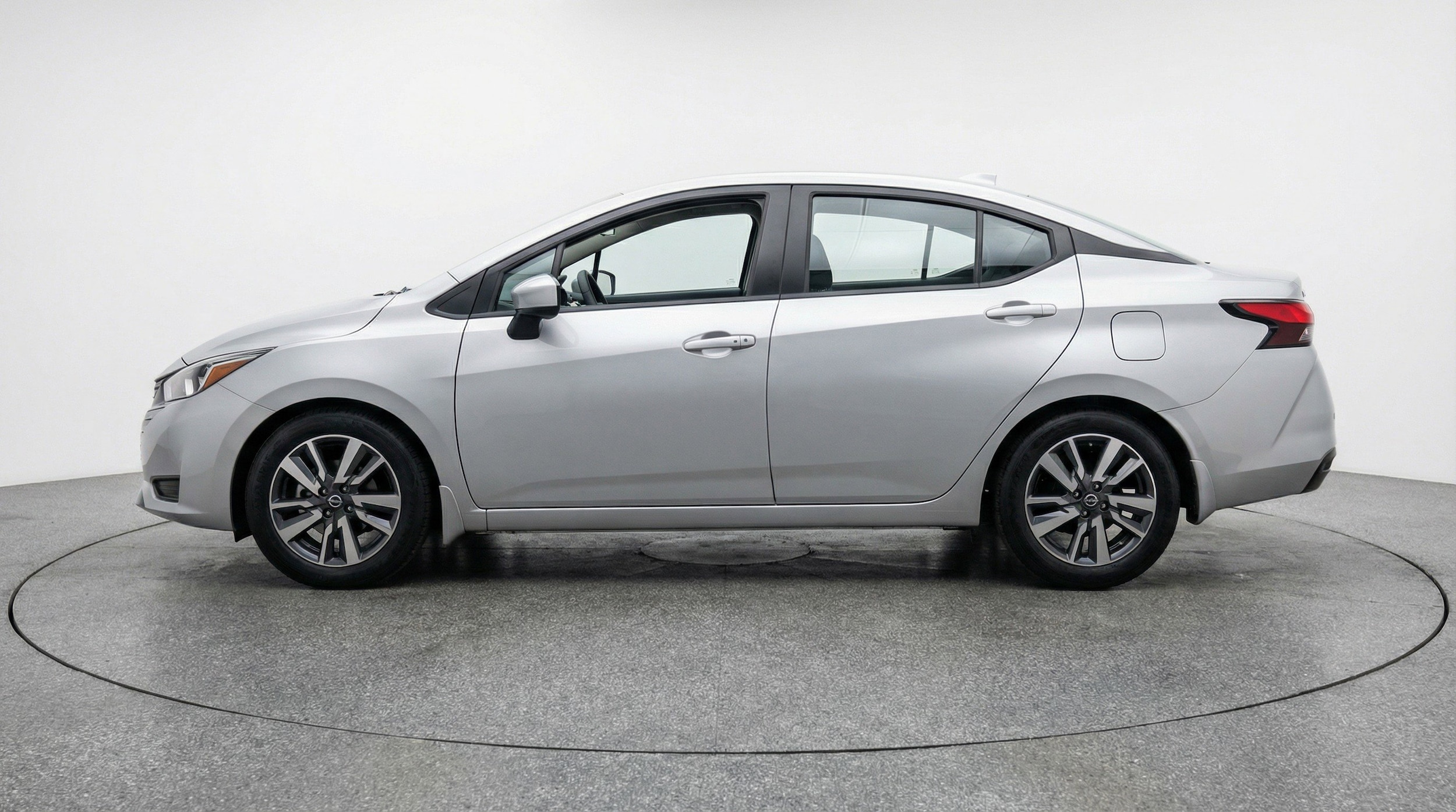 Thumbnail: 2025 Nissan Versa - 5