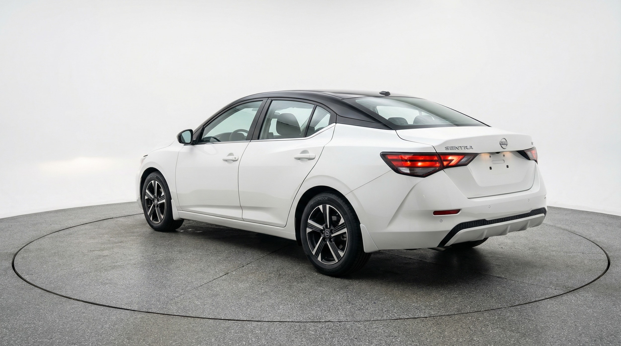 Thumbnail: 2025 Nissan Sentra - 5