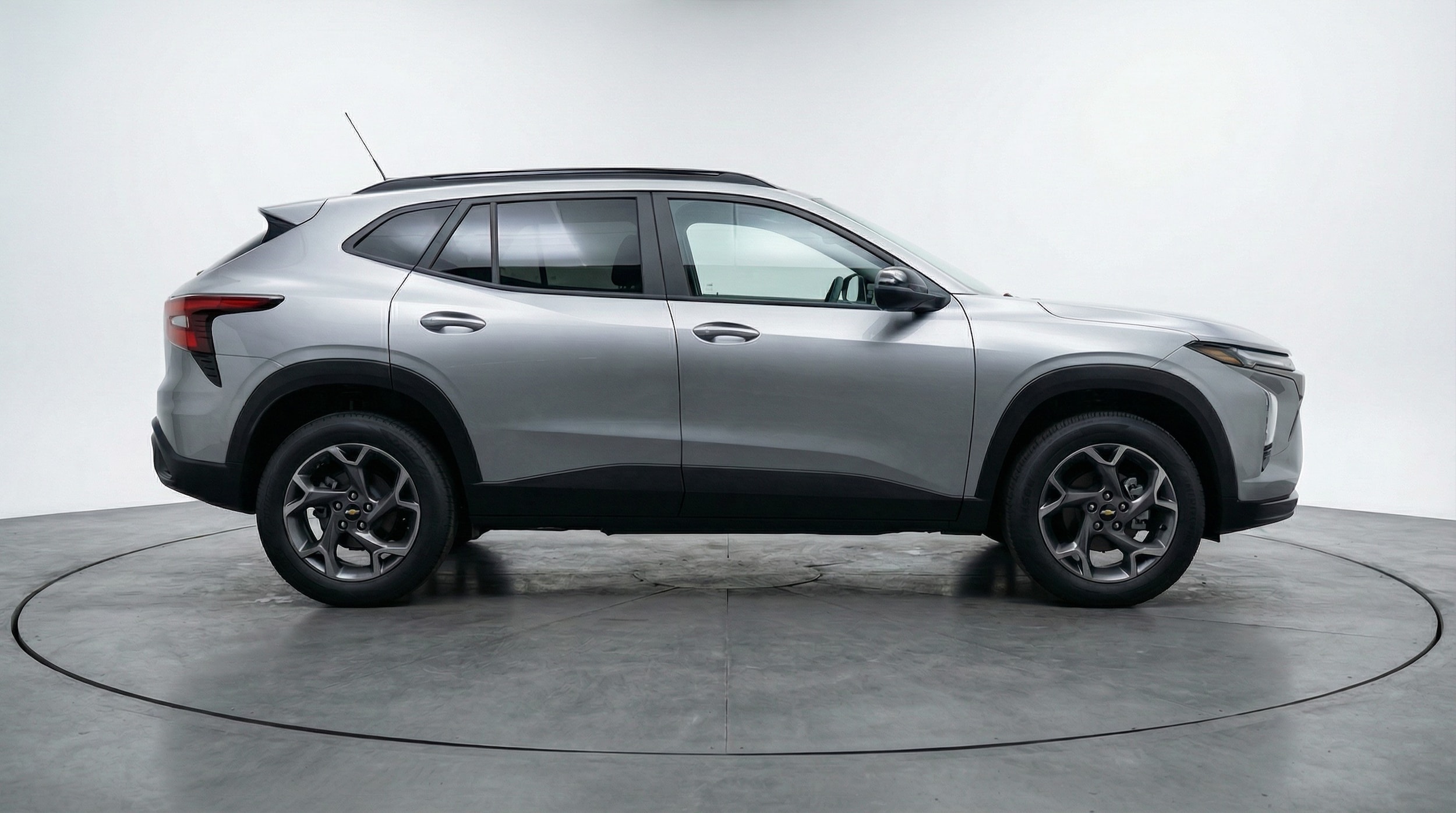 Thumbnail: 2025 Chevrolet Trax - 8