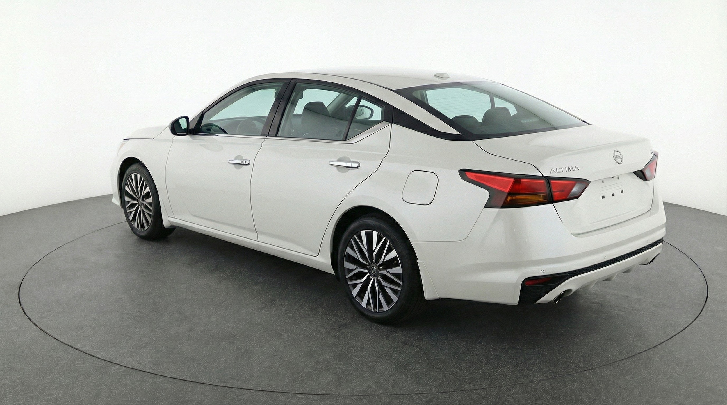 Thumbnail: 2025 Nissan Altima - 6