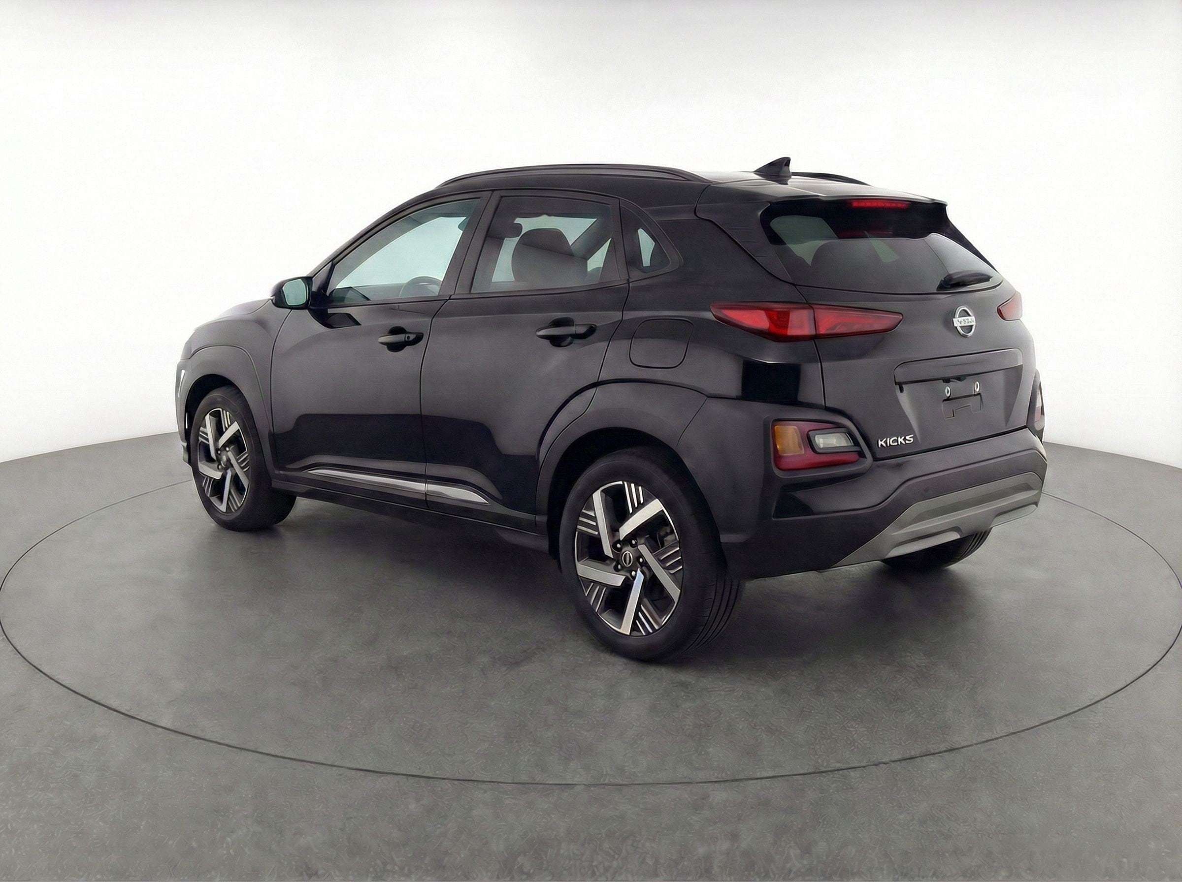 Thumbnail: 2025 Nissan Kicks - 5