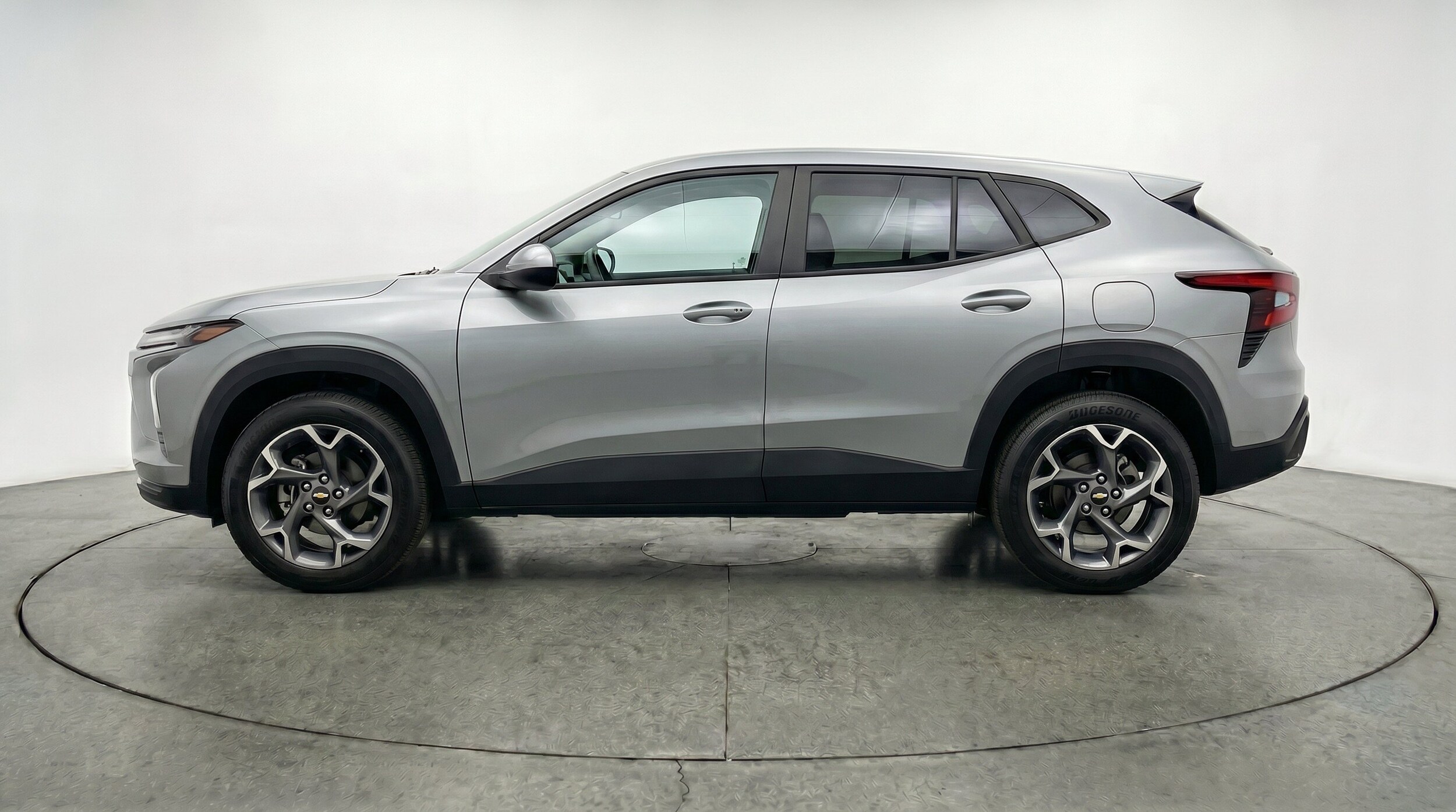 Thumbnail: 2025 Chevrolet Trax - 5
