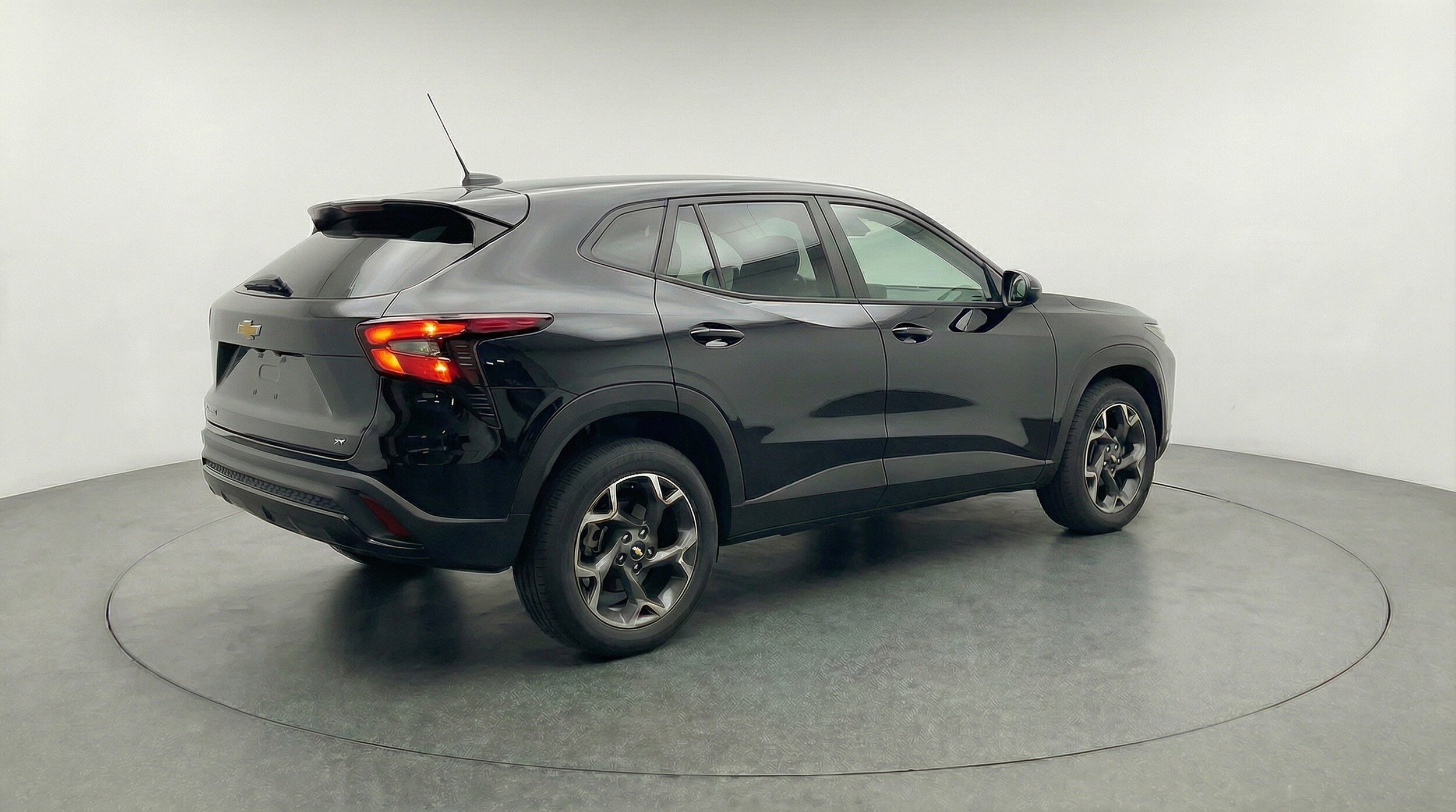 Thumbnail: 2025 Chevrolet Trax - 9