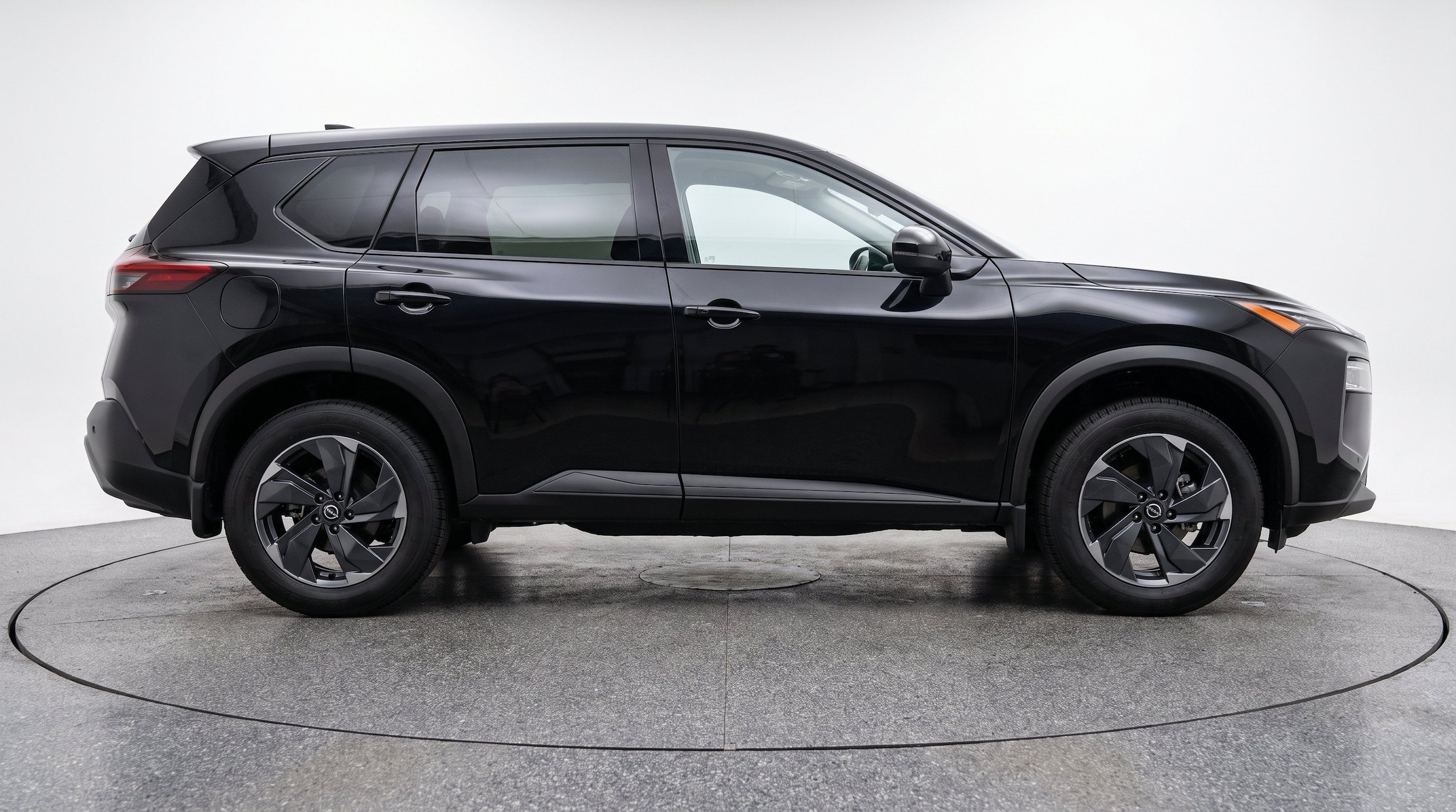 Thumbnail: 2025 Nissan Rogue - 10