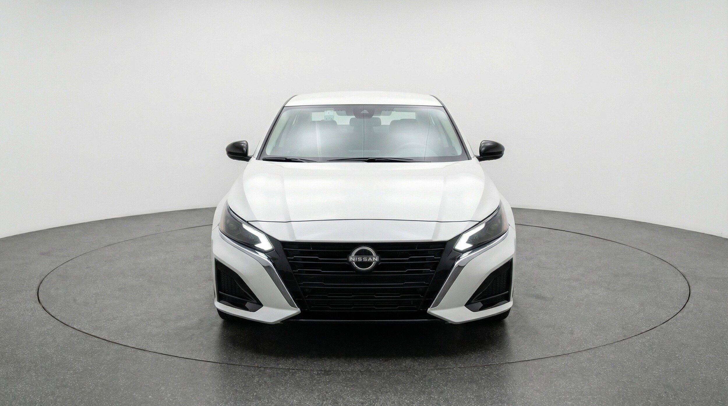 Thumbnail: 2025 Nissan Altima - 2