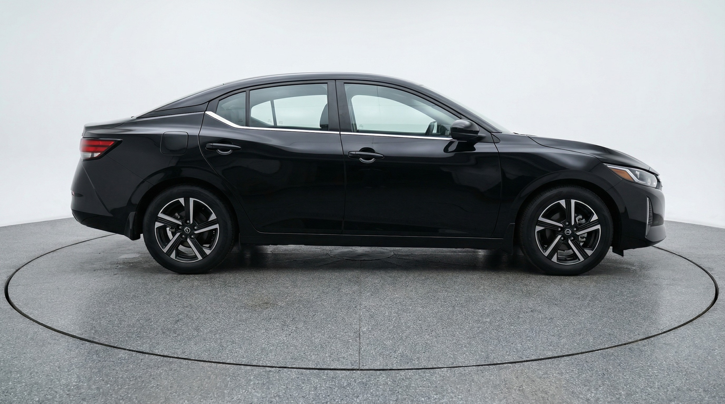 Thumbnail: 2025 Nissan Sentra - 8