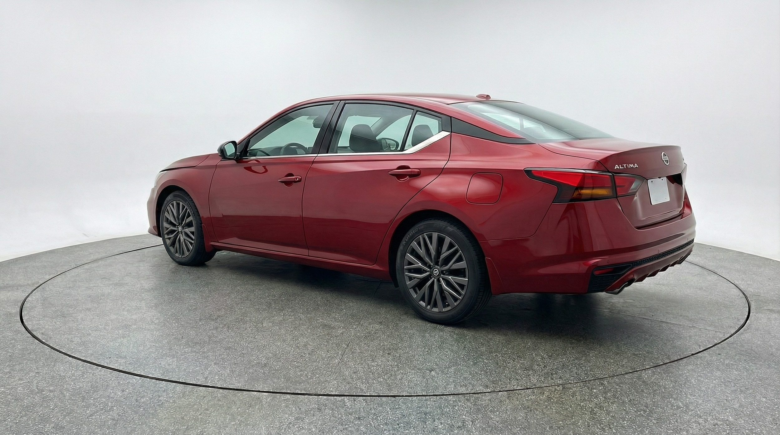 Thumbnail: 2025 Nissan Altima - 5