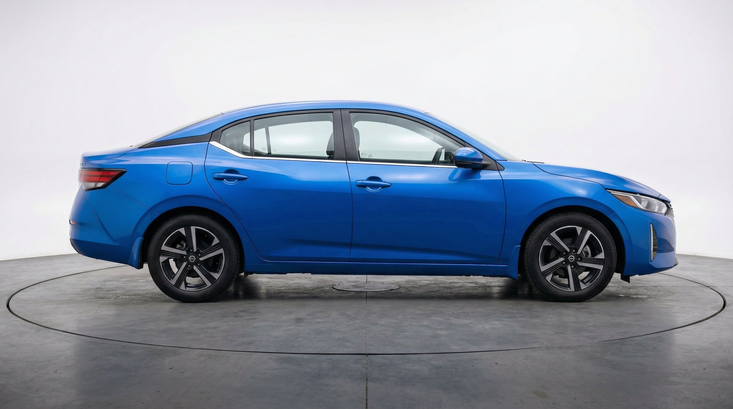 Thumbnail: 2025 Nissan Sentra - 11