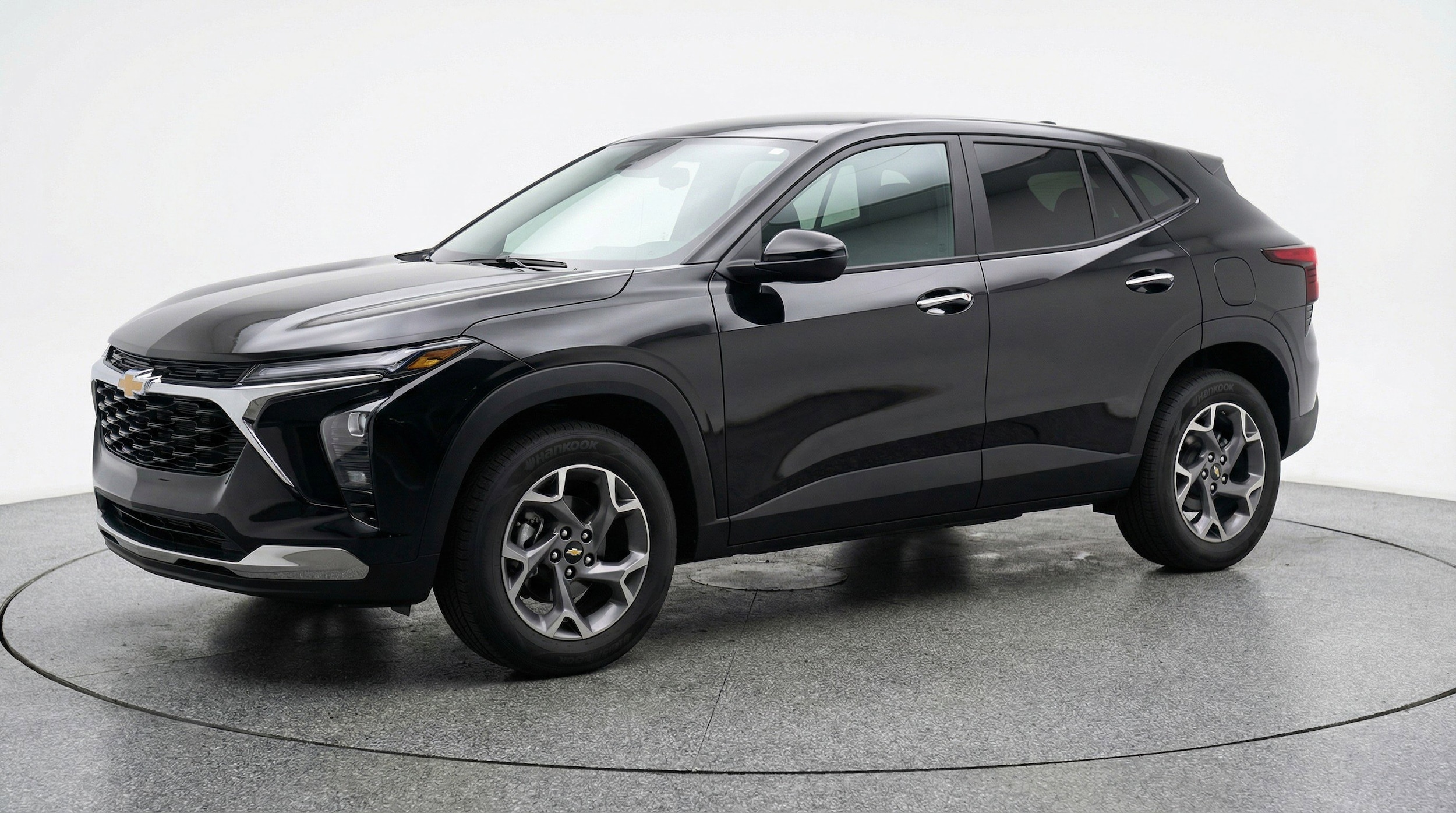 Thumbnail: 2025 Chevrolet Trax - 3