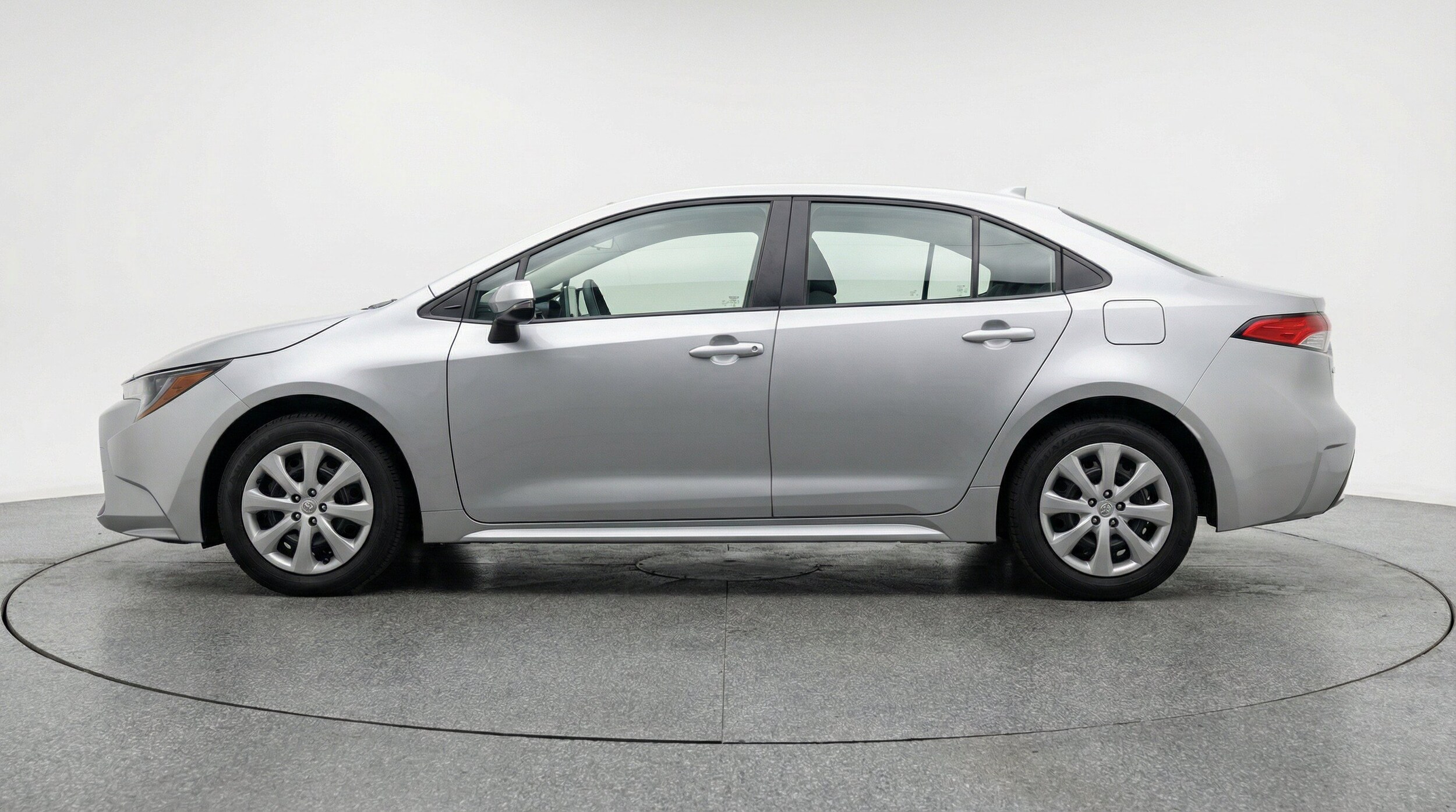 Thumbnail: 2025 Toyota Corolla - 5