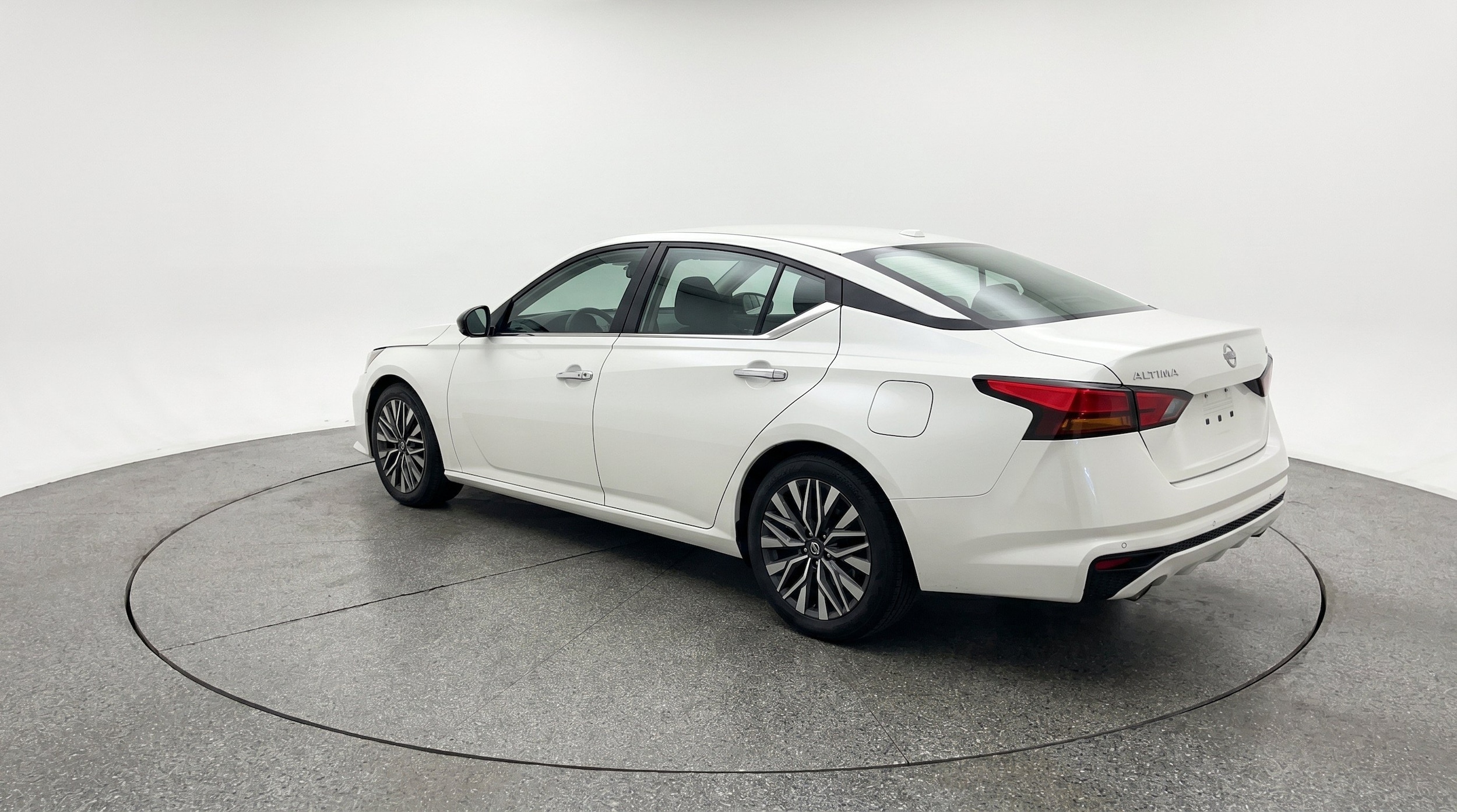 Thumbnail: 2025 Nissan Altima - 6
