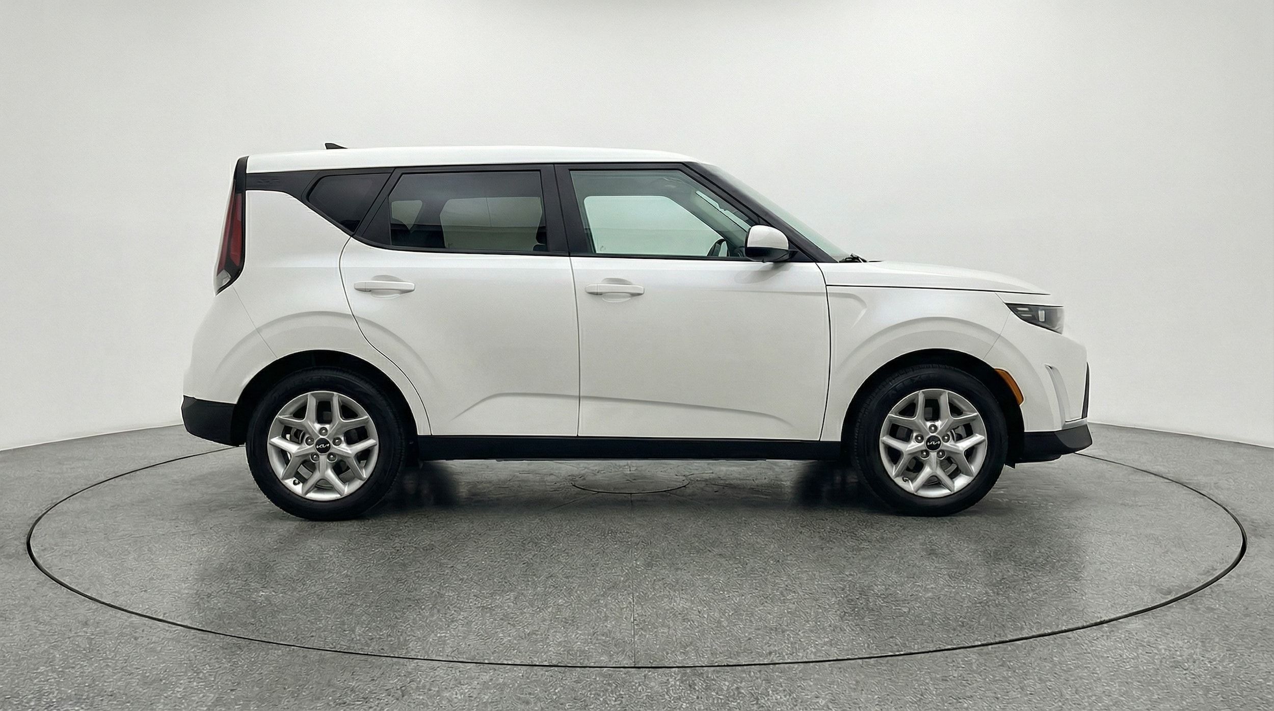 Thumbnail: 2025 Kia Soul - 8