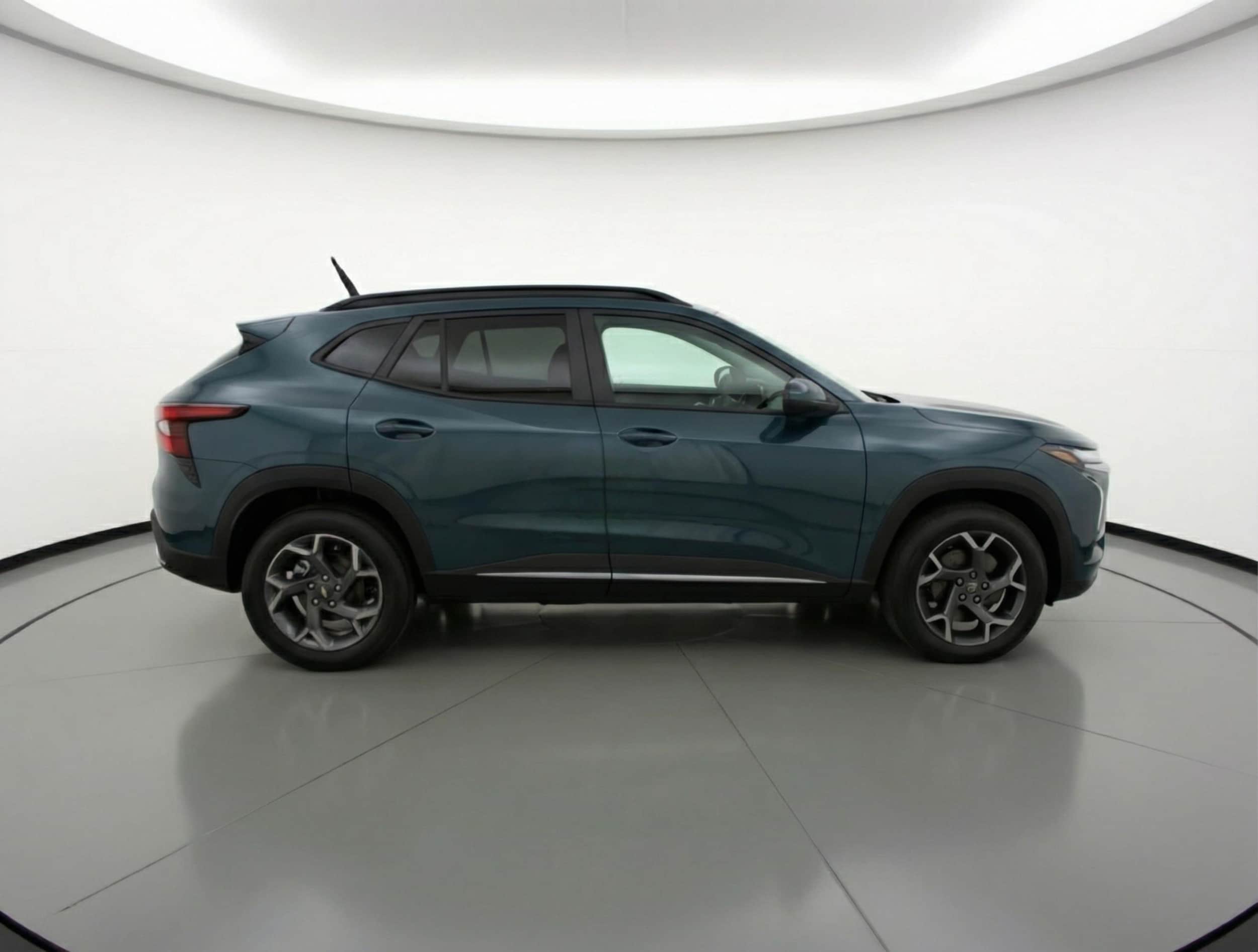 Thumbnail: 2025 Chevrolet Trax - 8