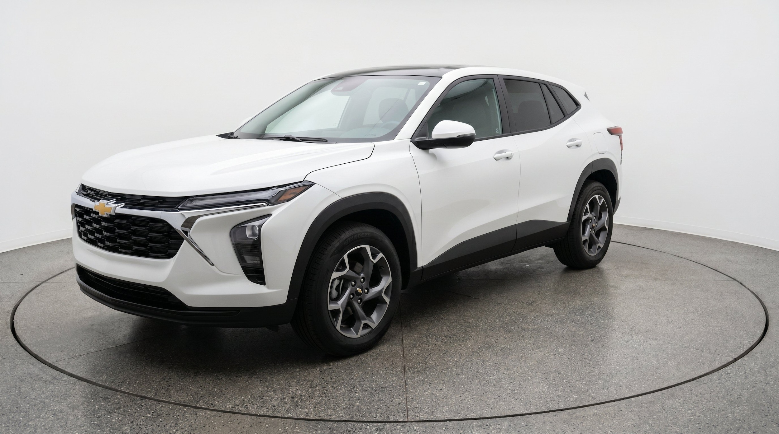 Thumbnail: 2025 Chevrolet Trax - 3