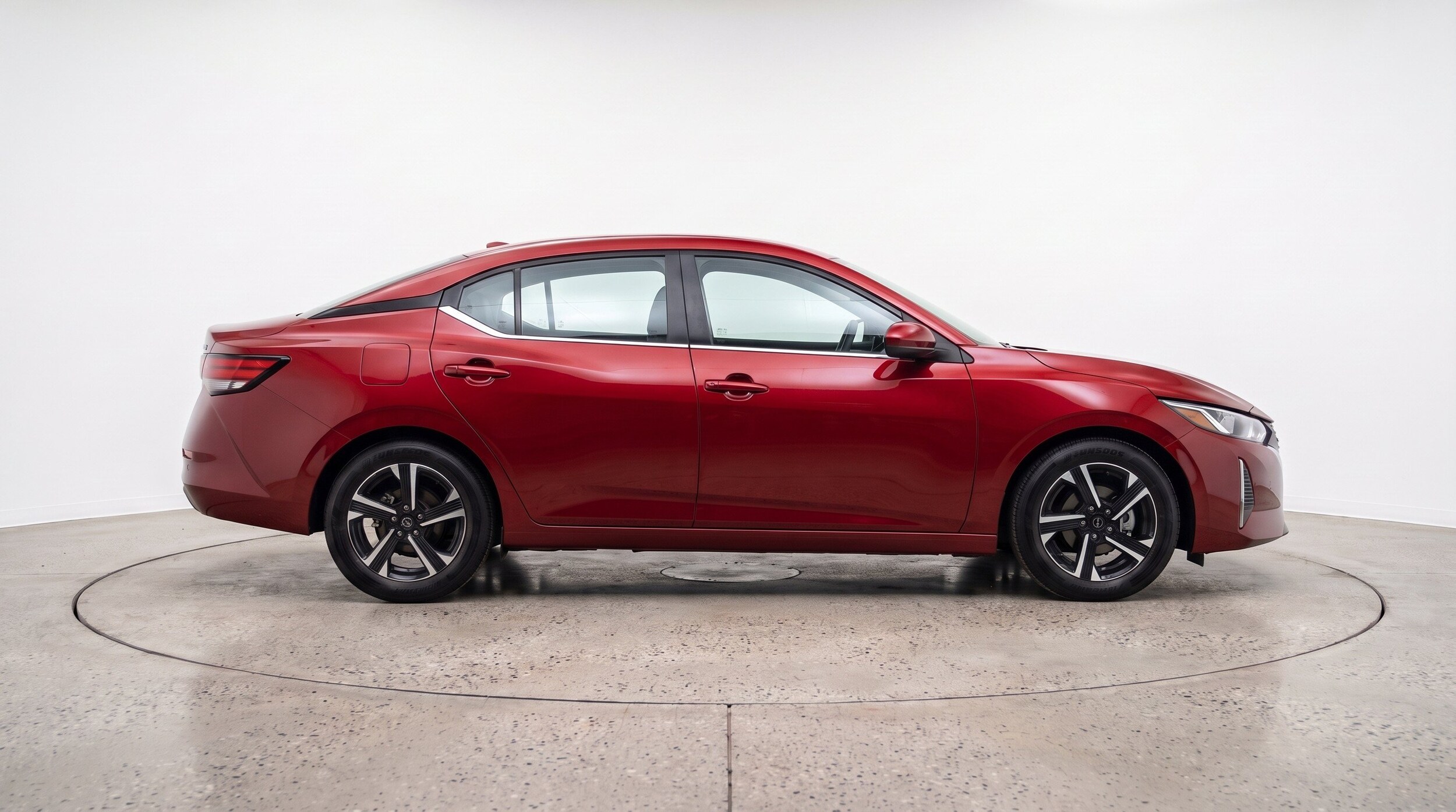 Thumbnail: 2025 Nissan Sentra - 11