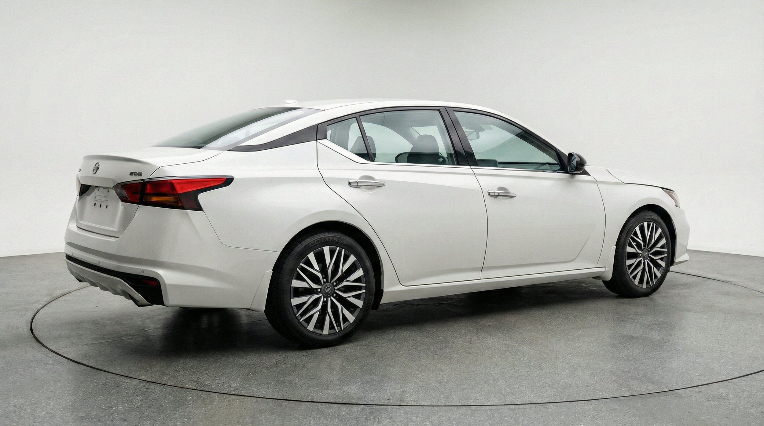 Thumbnail: 2025 Nissan Altima - 9