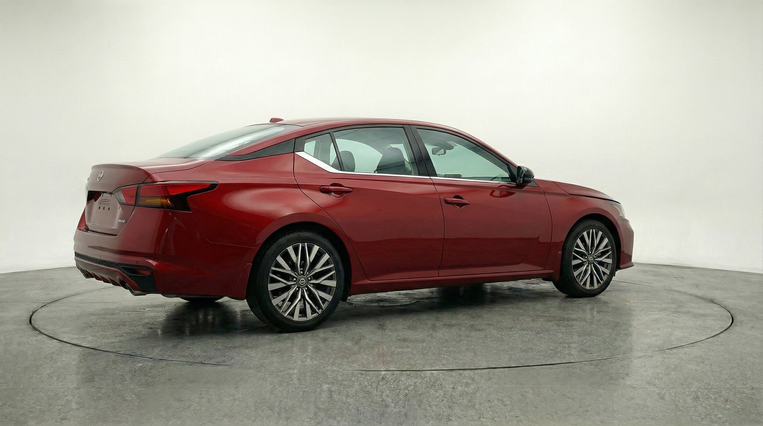 Thumbnail: 2025 Nissan Altima - 9