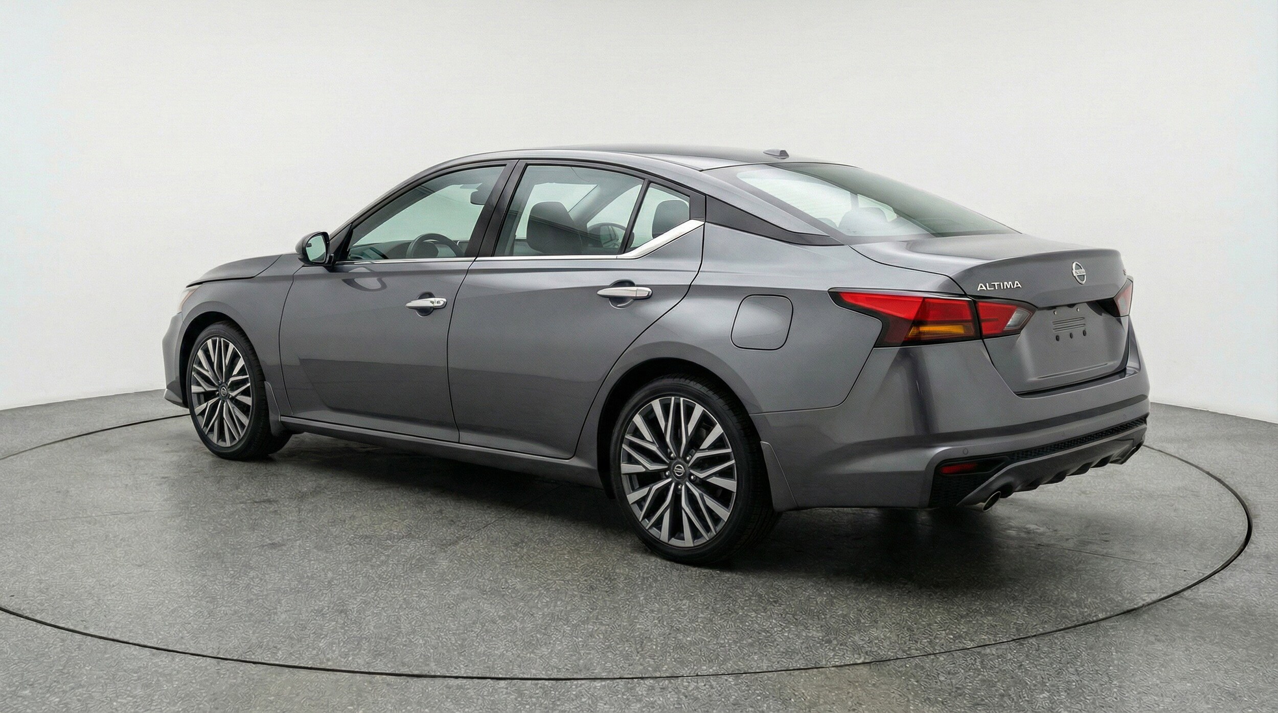 Thumbnail: 2025 Nissan Altima - 6