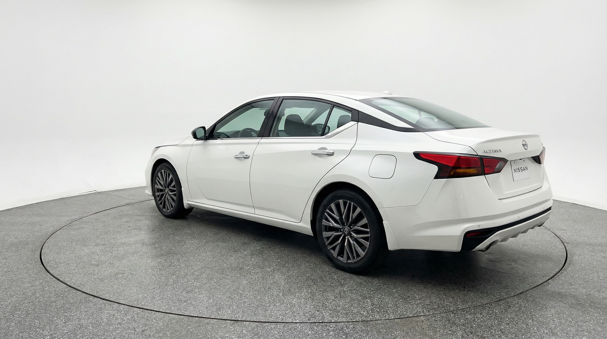 Thumbnail: 2025 Nissan Altima - 5