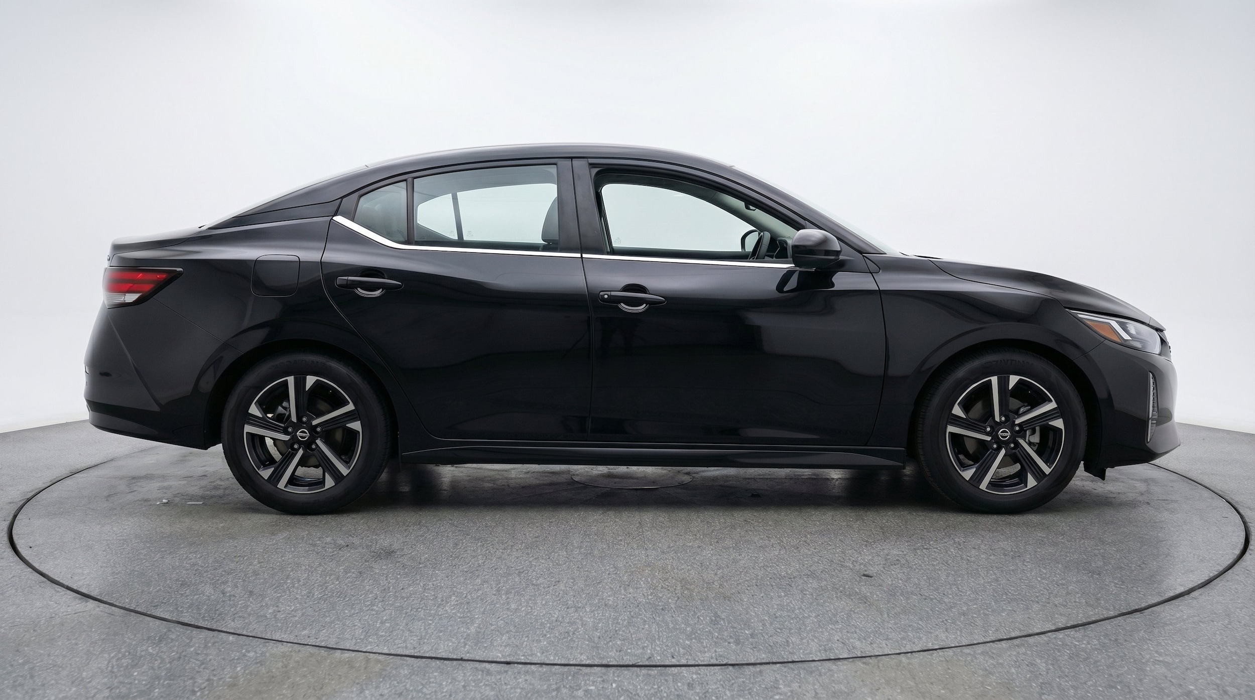 Thumbnail: 2025 Nissan Sentra - 11